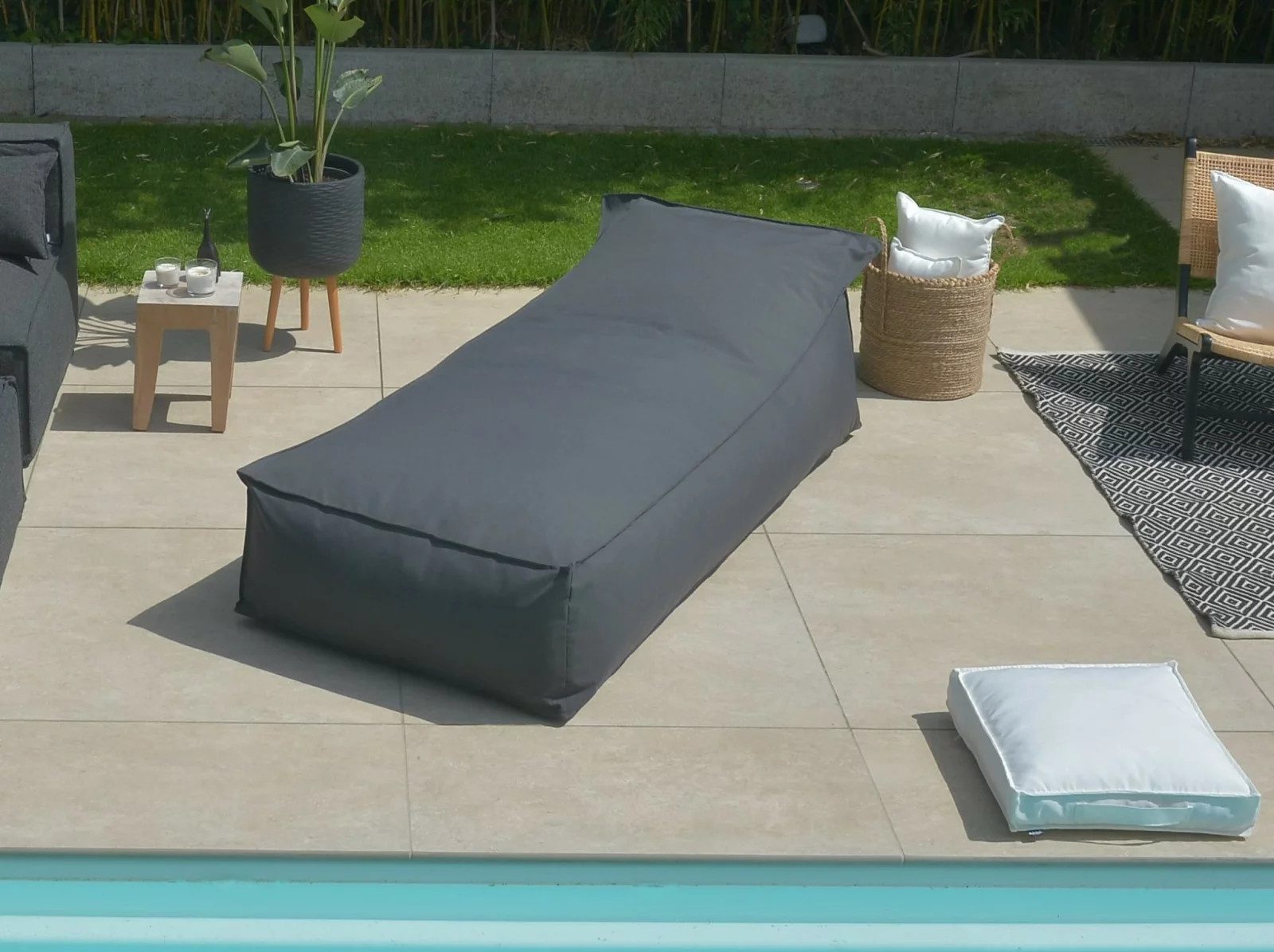 H.O.C.K. Gartensofa H.O.C.K. Darleen Outdoor Daybed ca. 200x90x40cm elephant black Tampa, UV-beständig, Wetterfest, Outdoor, Garten