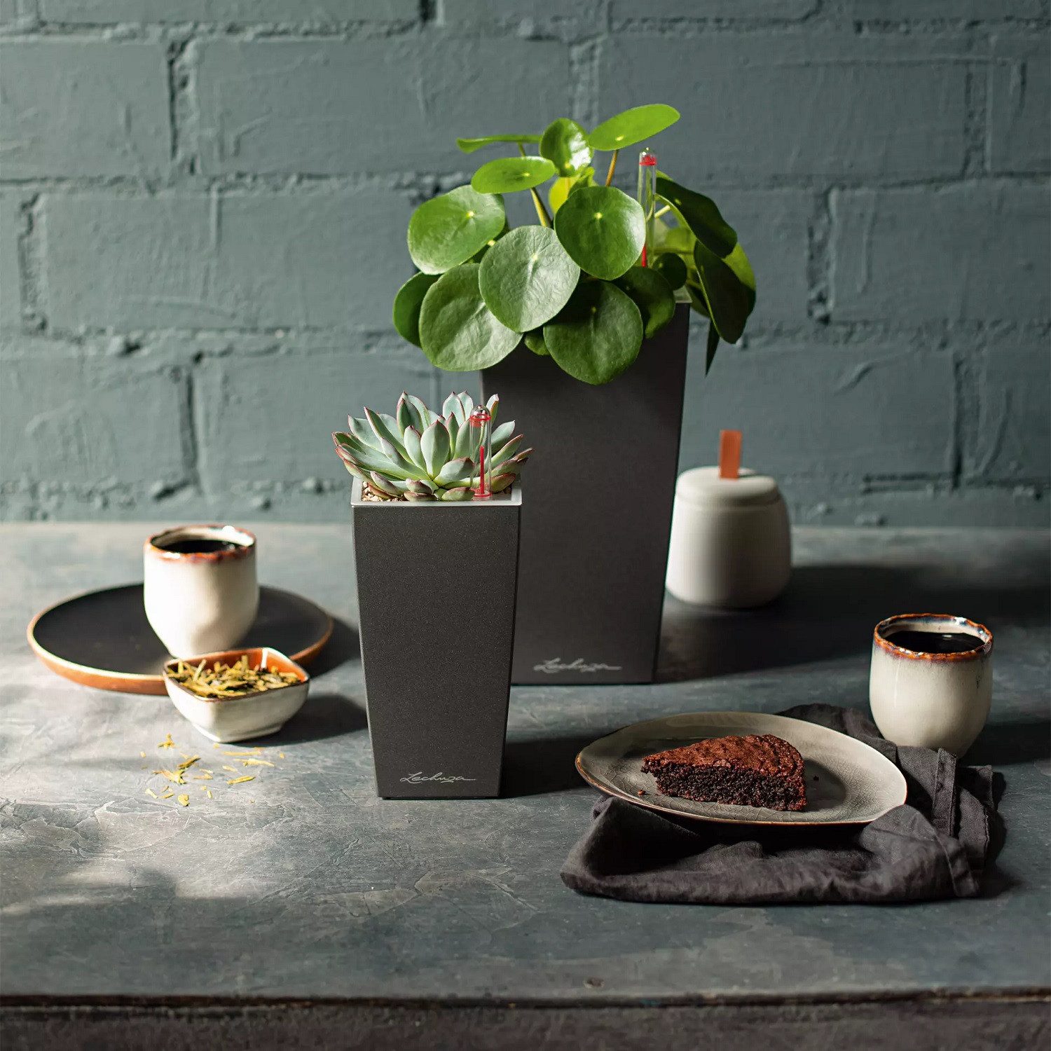 Lechuza® Blumentopf MAXI-CUBI Premium Komplettset scarlet rot matt