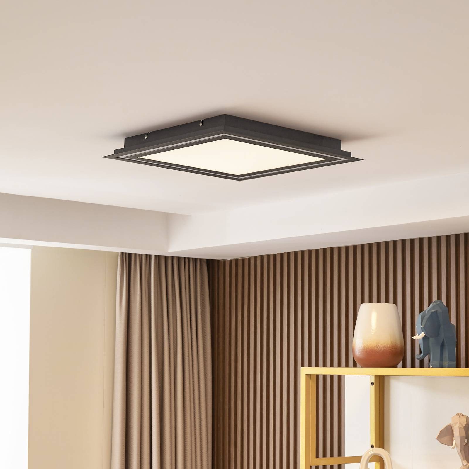 Lucande Deckenleuchten Leicy, LED, Metall, Schwarz Farbwechsel RGB + weiß IP20 mit Fernbedienung, 1 x 18 W LED + 3 W RGB, Farbwechsel RGB + weiß