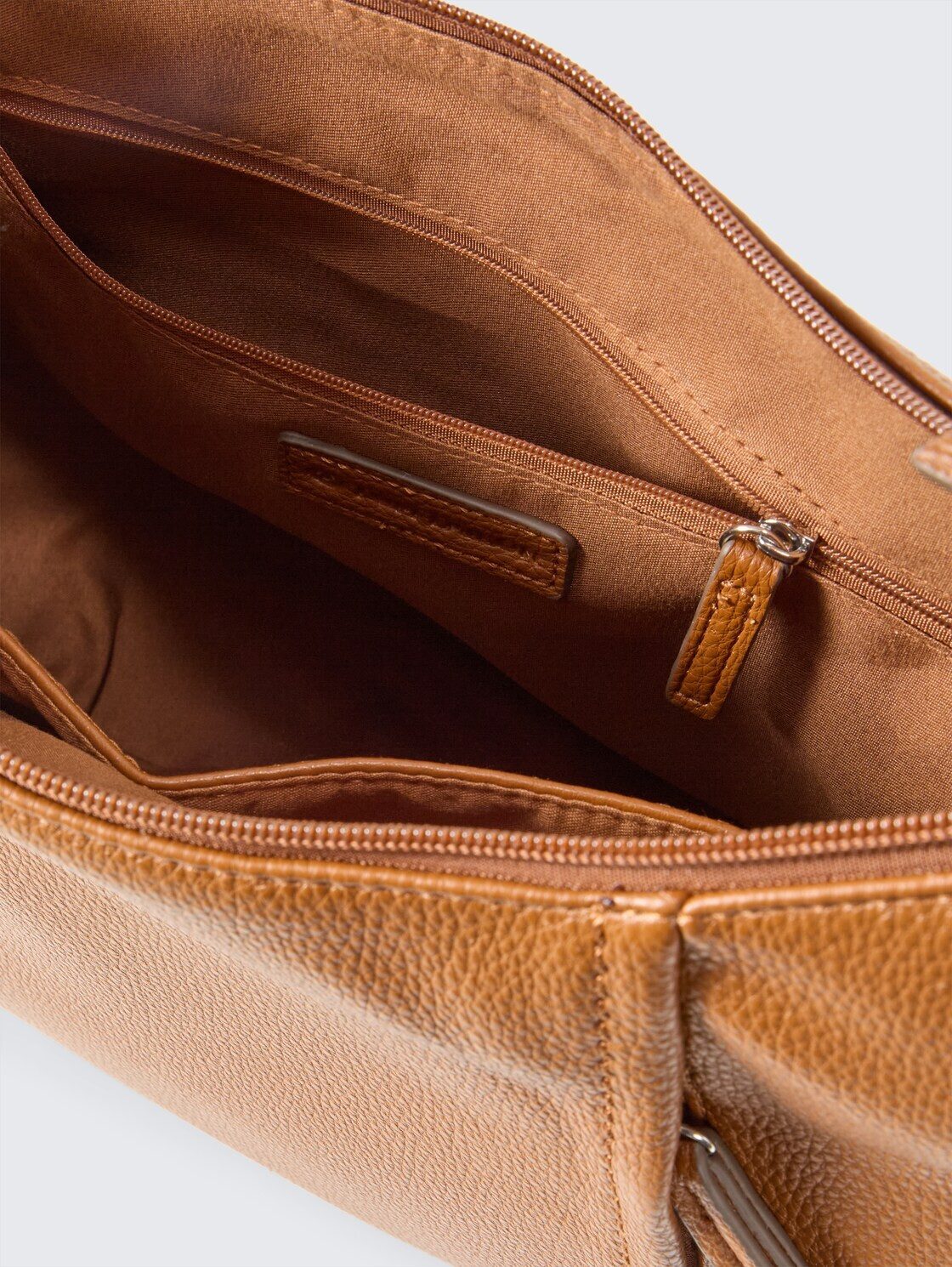 TOM TAILOR Beuteltasche Bags, TTBECA M Beuteltasche mit Reißverschluss-Details