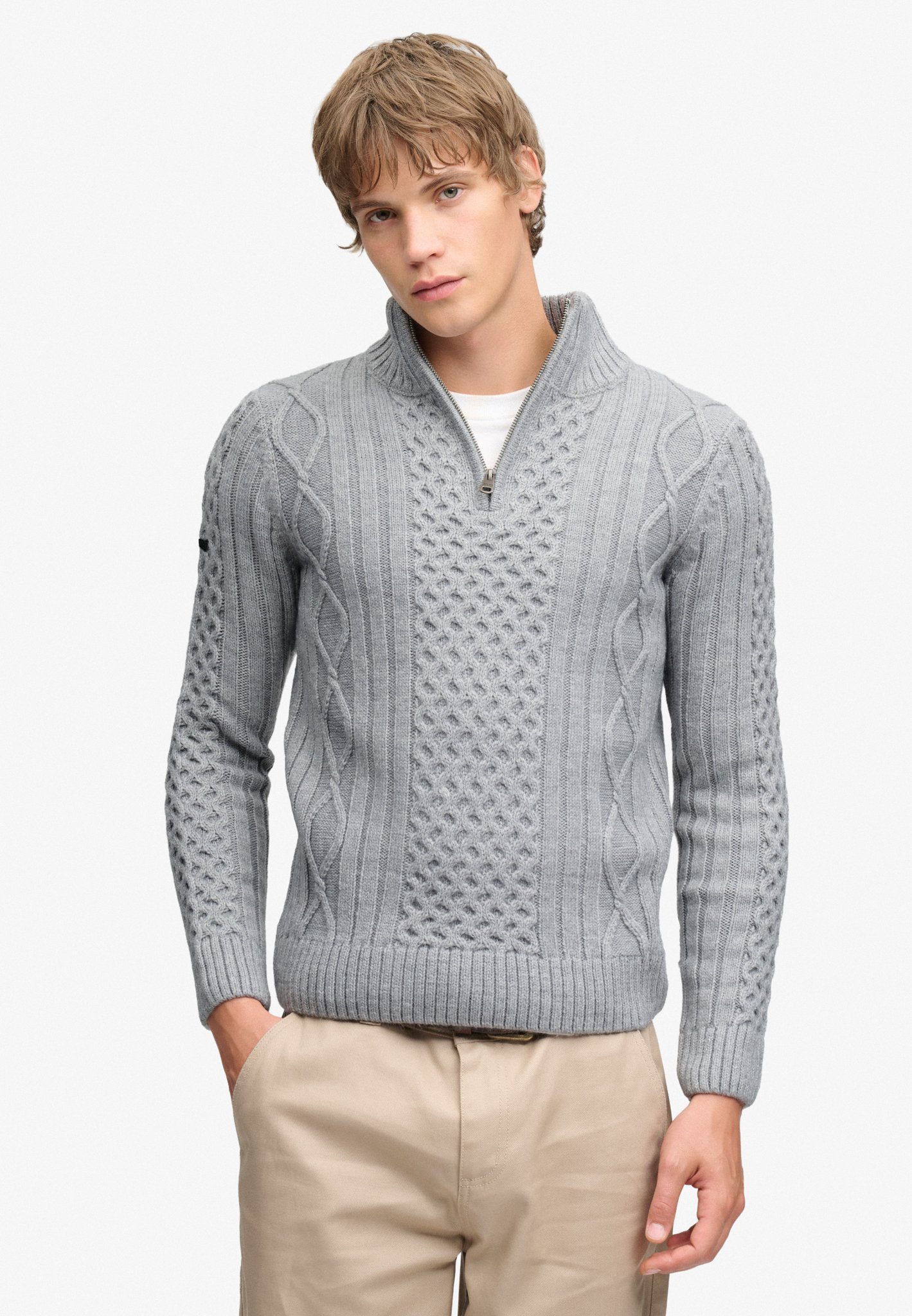 Superdry Pullover & Shorts