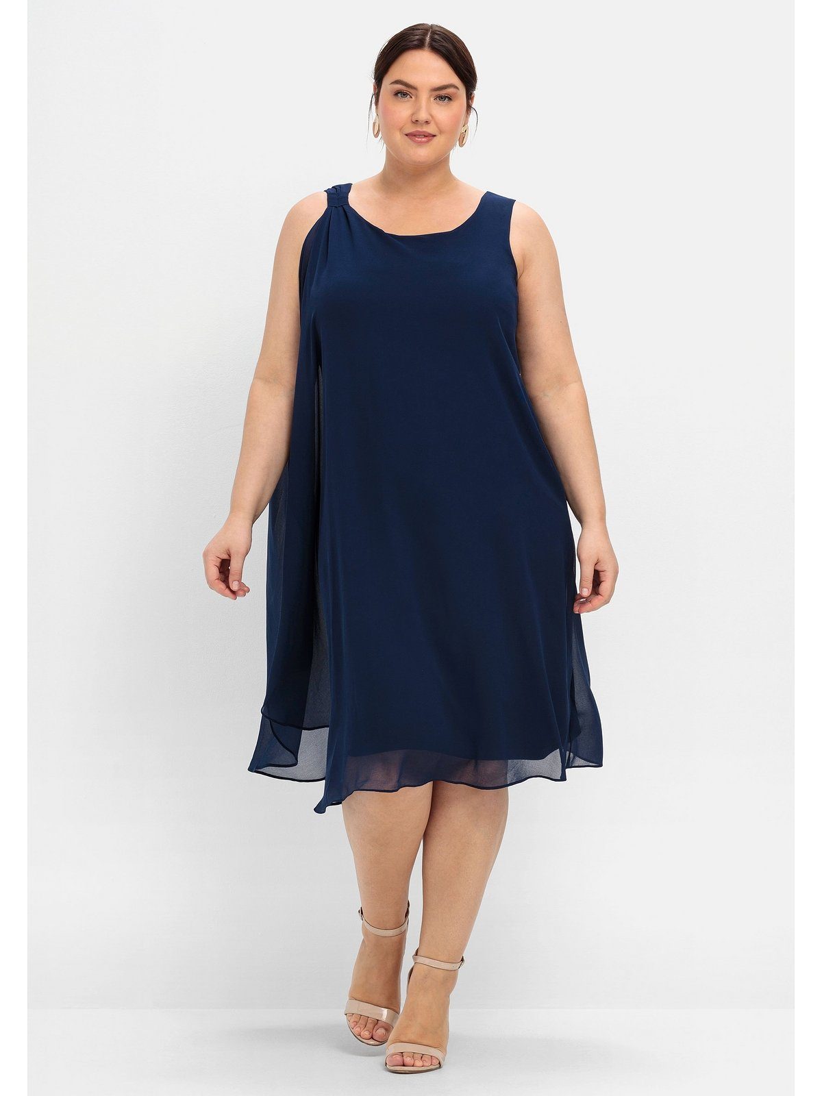 Sheego Partykleid Große Größen in figurumspielender günstig online kaufen