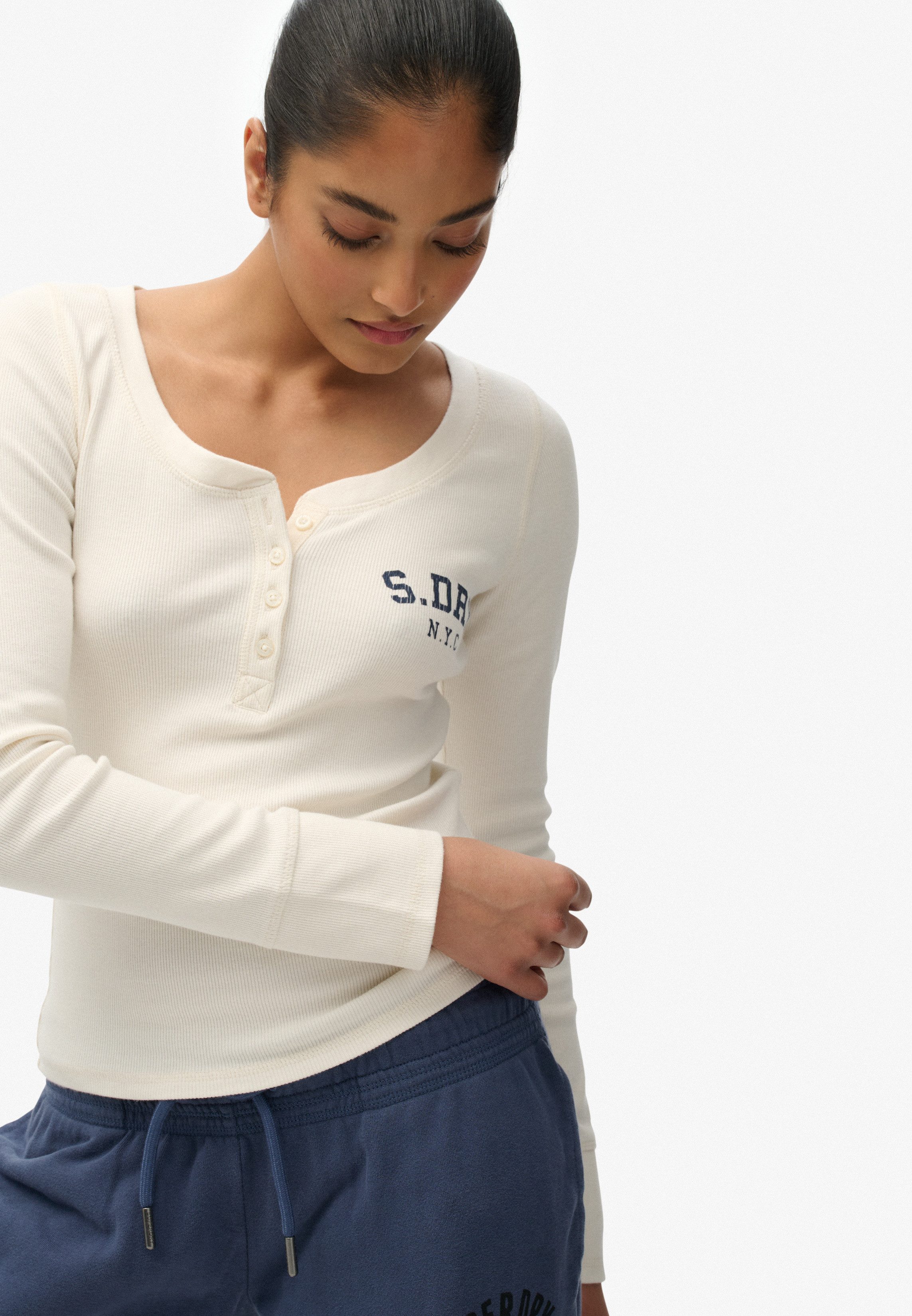 Superdry Langarmshirt ATHLETIC BUTTON DOWN LS TOP im Henley-Stil günstig online kaufen