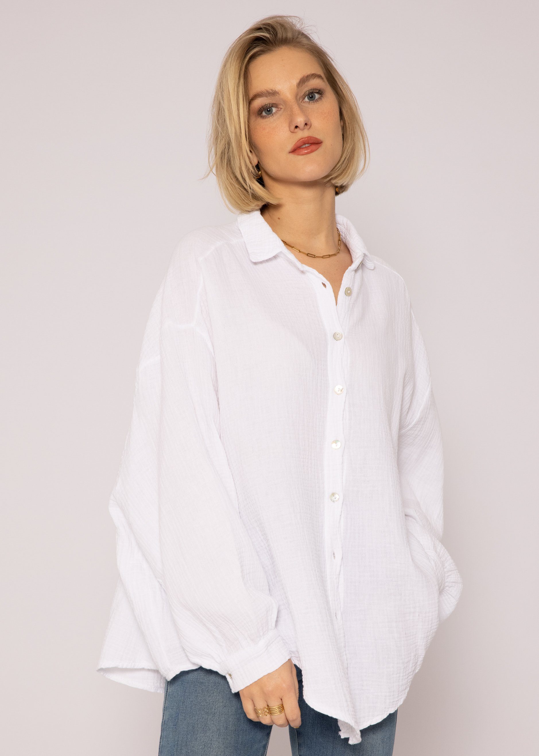 SASSYCLASSY Longbluse Oversize V-Ausschnitt, mit Musselin (Gr. Size lang Baumwolle Weiß Hemdbluse Bluse 36-48) Langarm Damen One aus