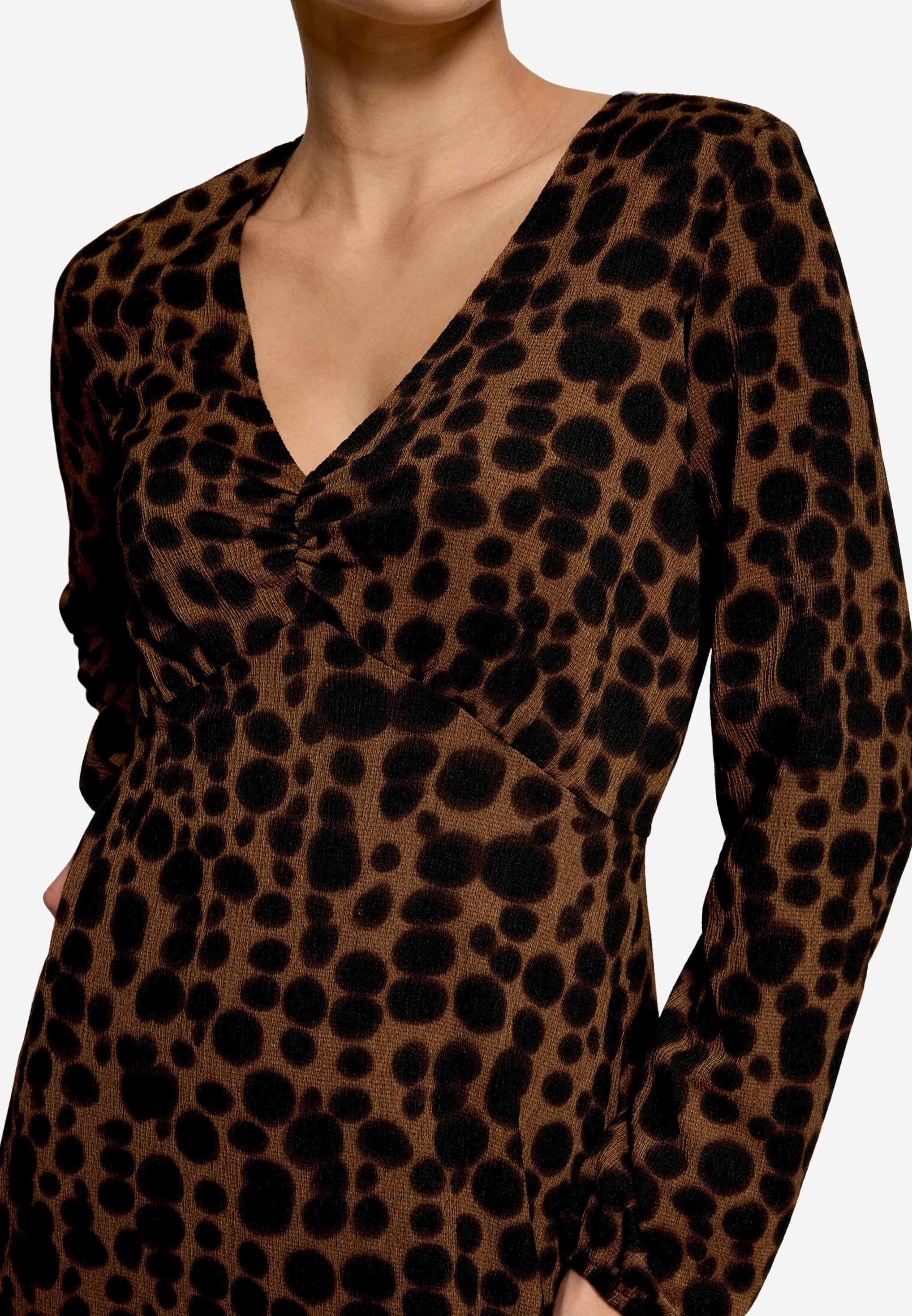 Zero Maxikleid Gemustertes Maxikleid mit V-Ausschnitt