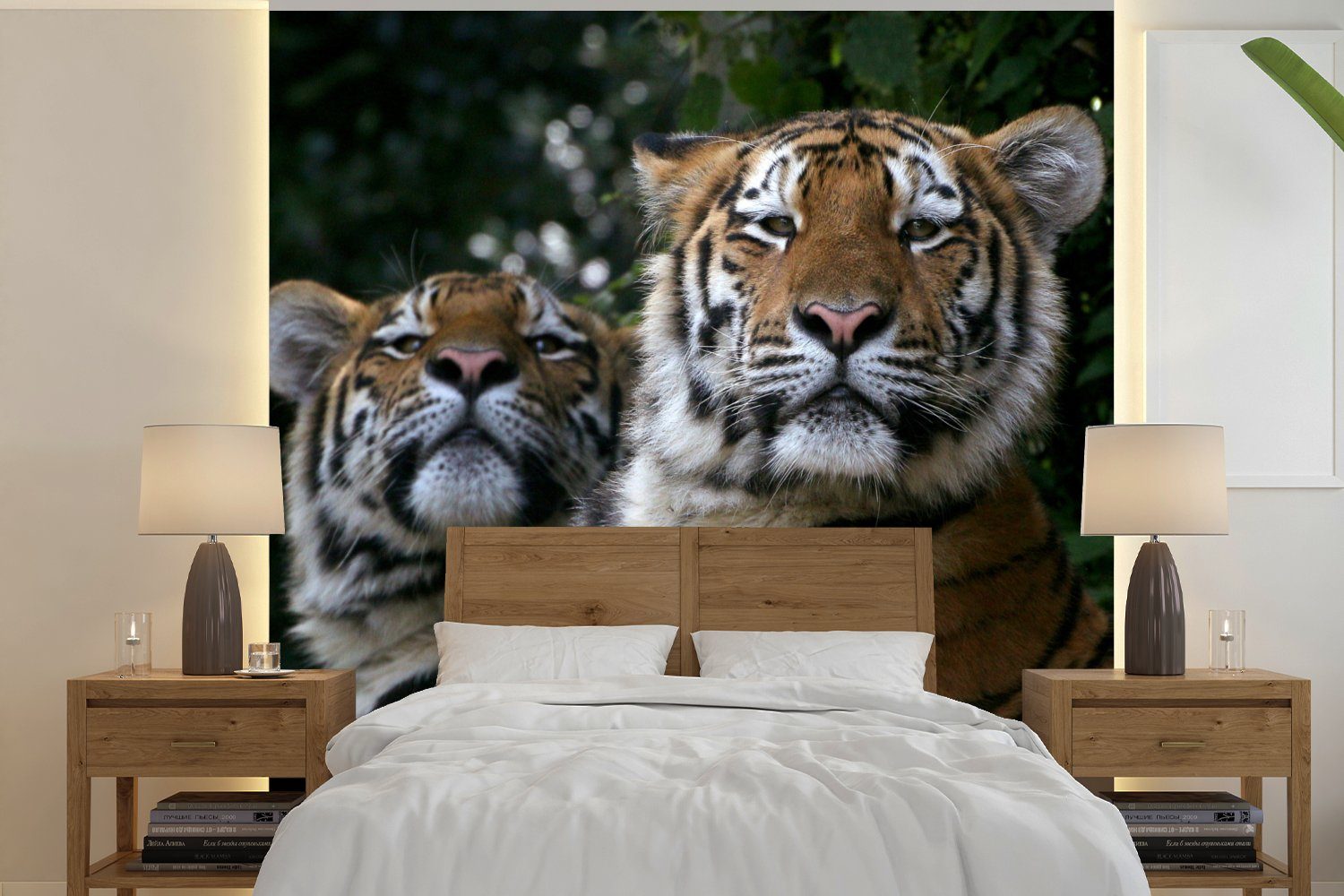 Schlafzimmer (4 - Vliestapete Köpfe, Fototapete Tiger Wald für MuchoWow Wohnzimmer St), Matt, Küche, - bedruckt, Fototapete