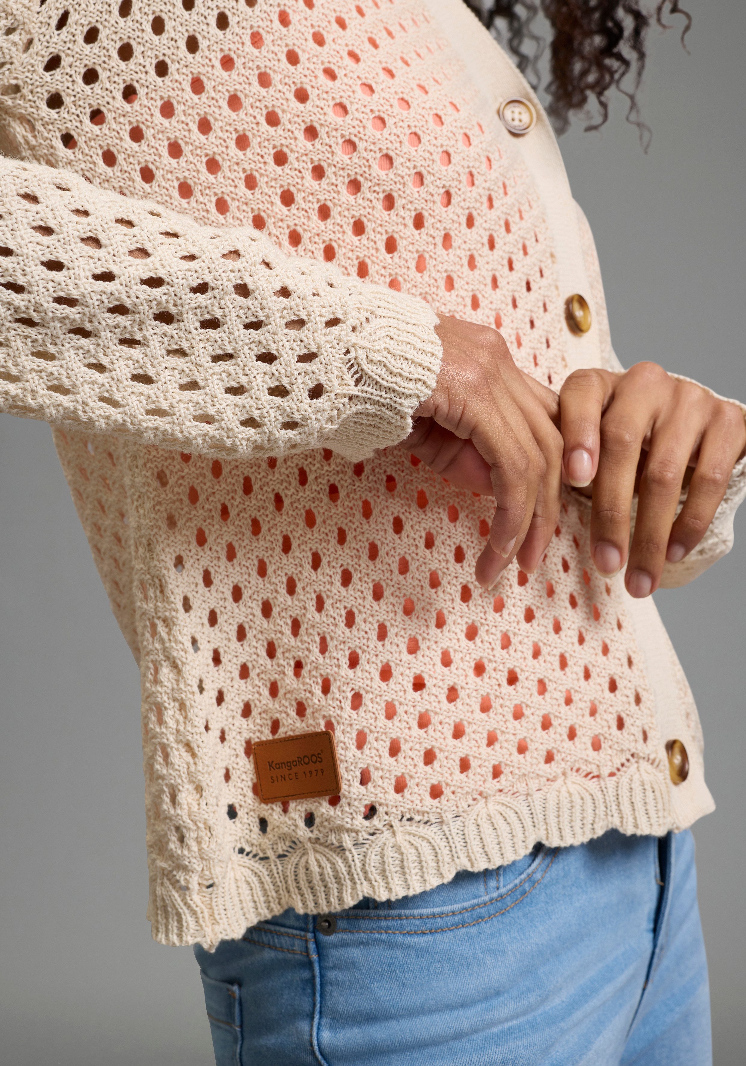 KangaROOS Ajourstrickjacke casual Stil, Langarm, bequeme Passform, Ajourstrick