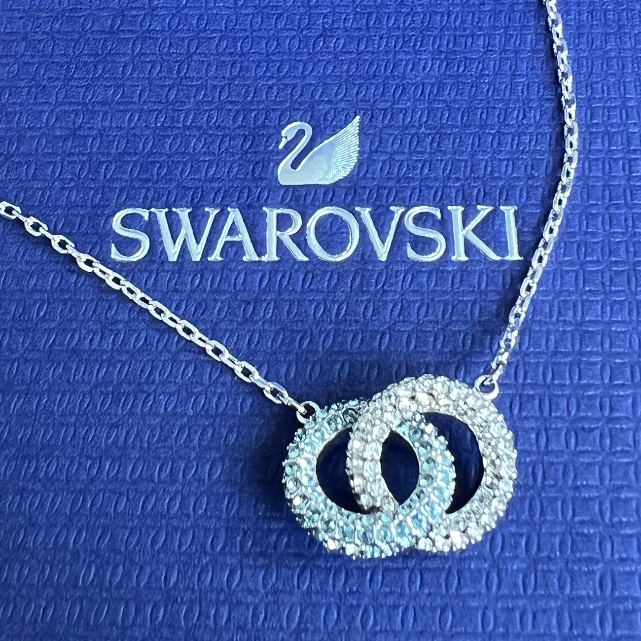 Swarovski Kette mit Anhänger silberfarb...