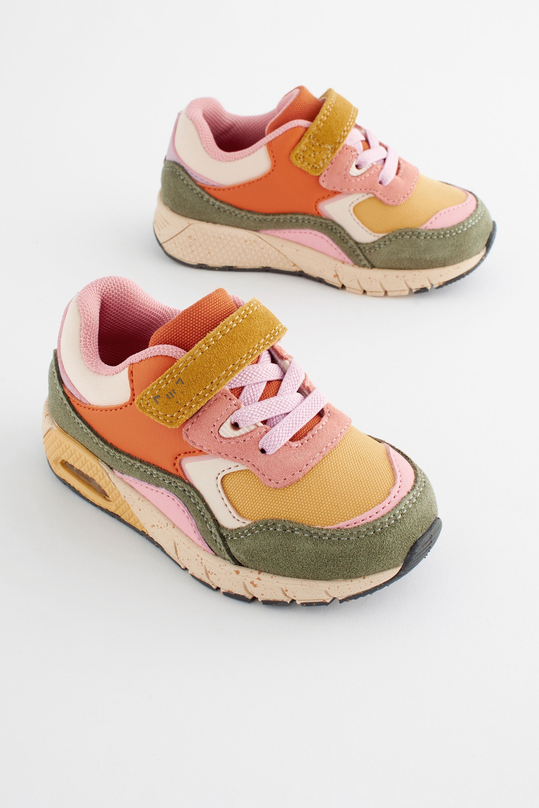 Next Robuste Sneaker mit elastischen Schnürsenkeln günstig online kaufen