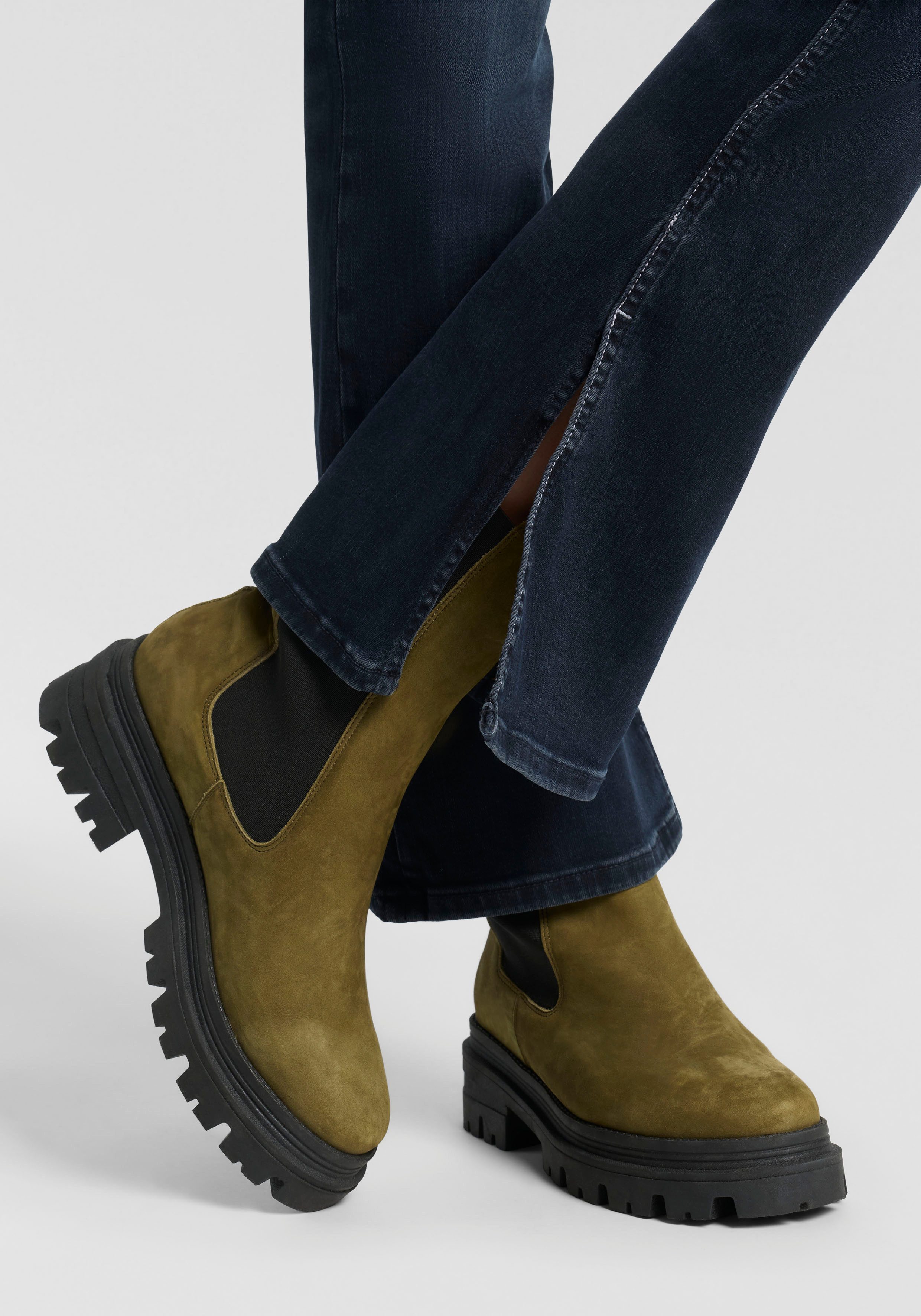 BOSS ORANGE Bootcut-Jeans Rosa High Rise Bootcut Premium Damenmode mit geschlitztem Saum