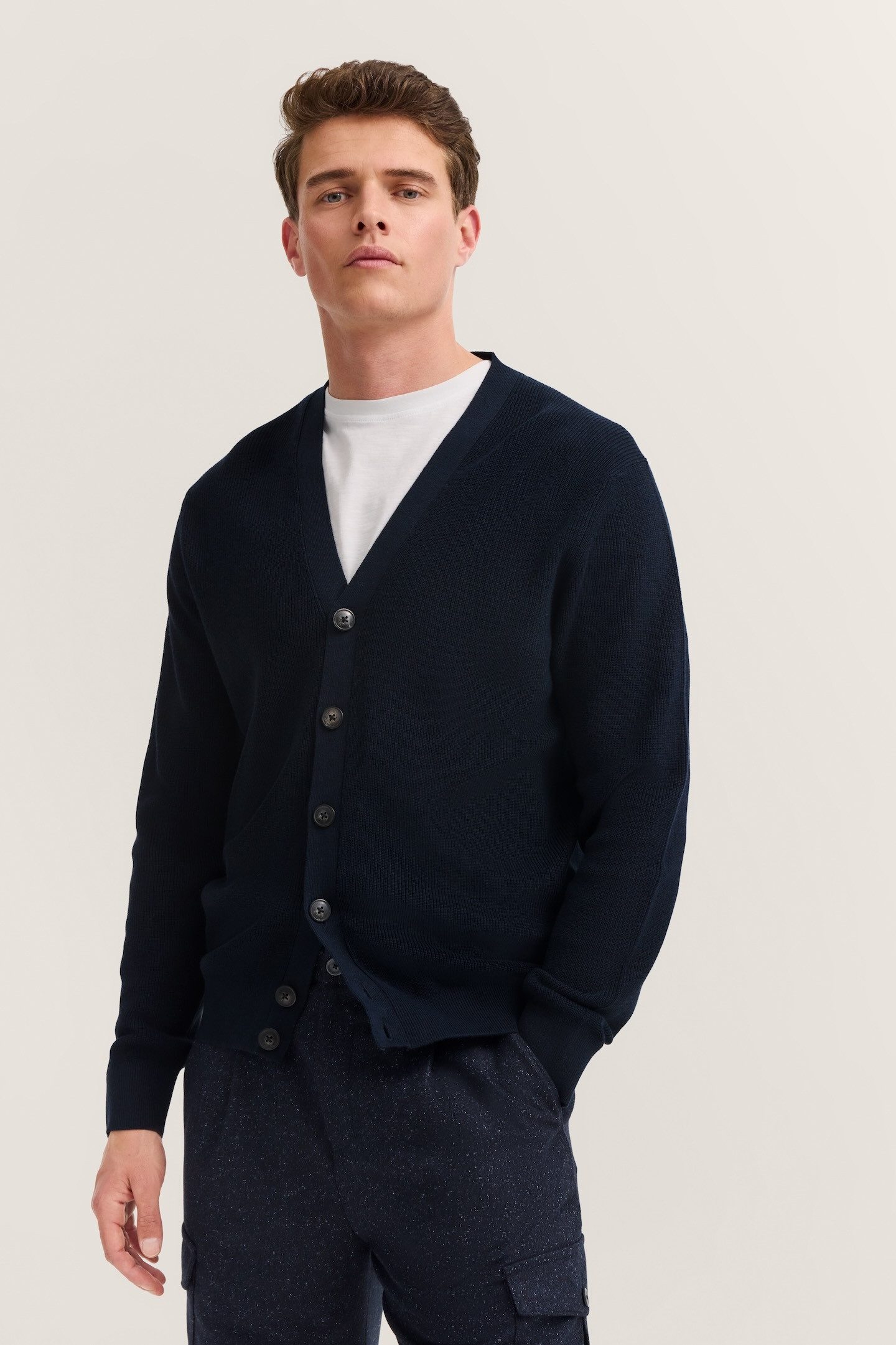 bugatti Cardigan Regular Fit mit V-Ausschnitt und Ripp-Struktur