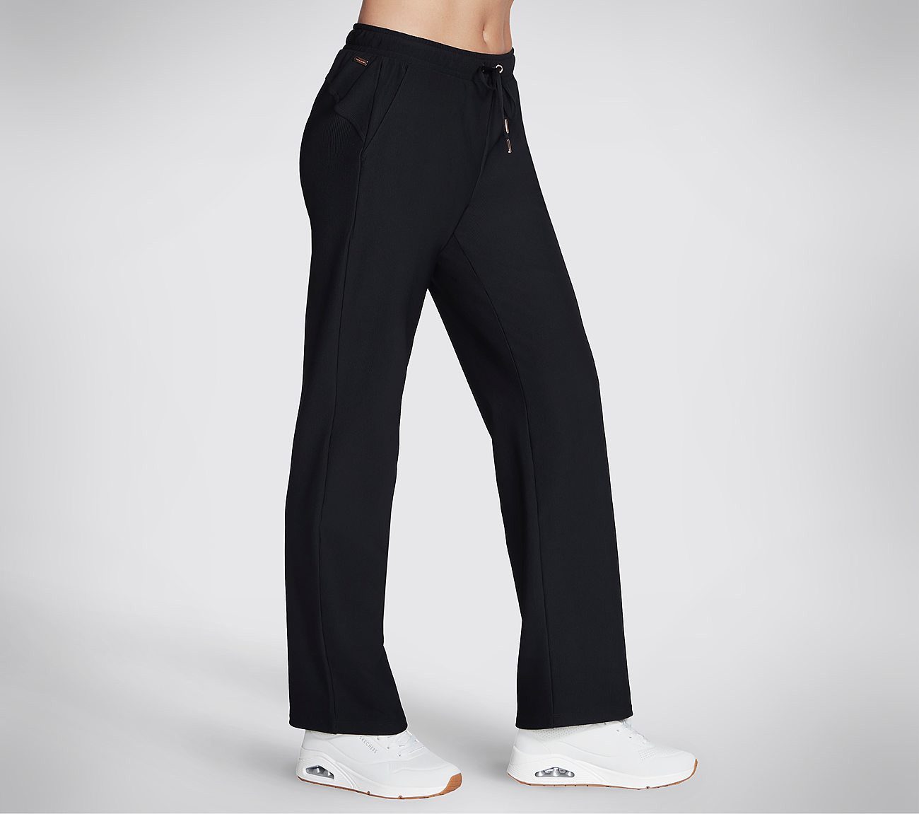 Skechers Funktionshose GO LUXE RIB PANT mit Taschen vorne, sportlicher Stil, aus weichem GO LUXE™ Material