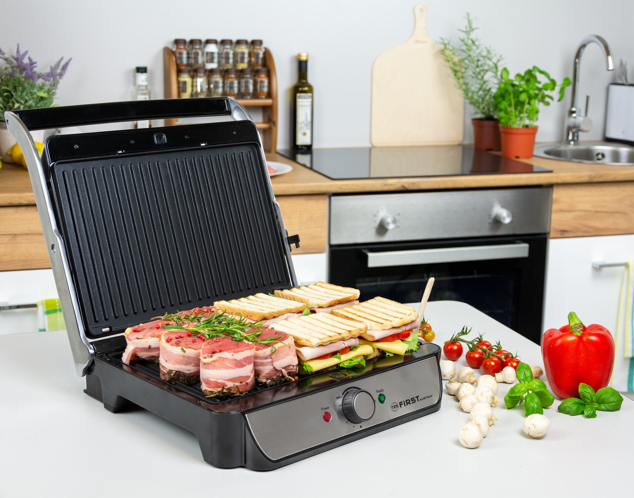 TZS FIRST AUSTRIA Kontaktgrill Tischgrill, Elektrogrill für den Tischgebrauch, Grillplatte, 2000 W, 180°-Öffnung, Kontaktgrill mit Antihaftbeschichtung, 900W