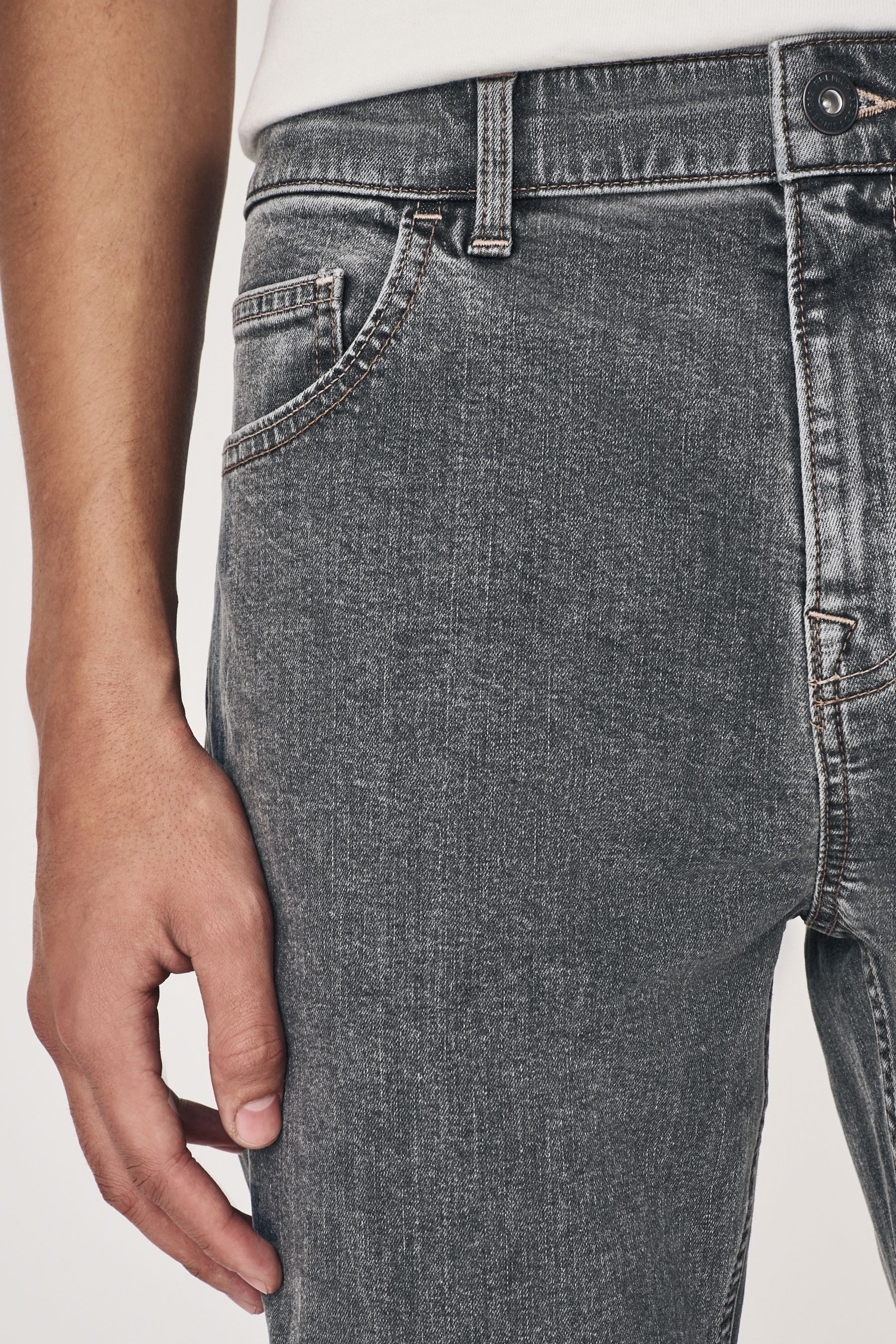 Next Bootcut-Jeans Klassische Bootcut-Jeans mit Stretch (1-tlg)