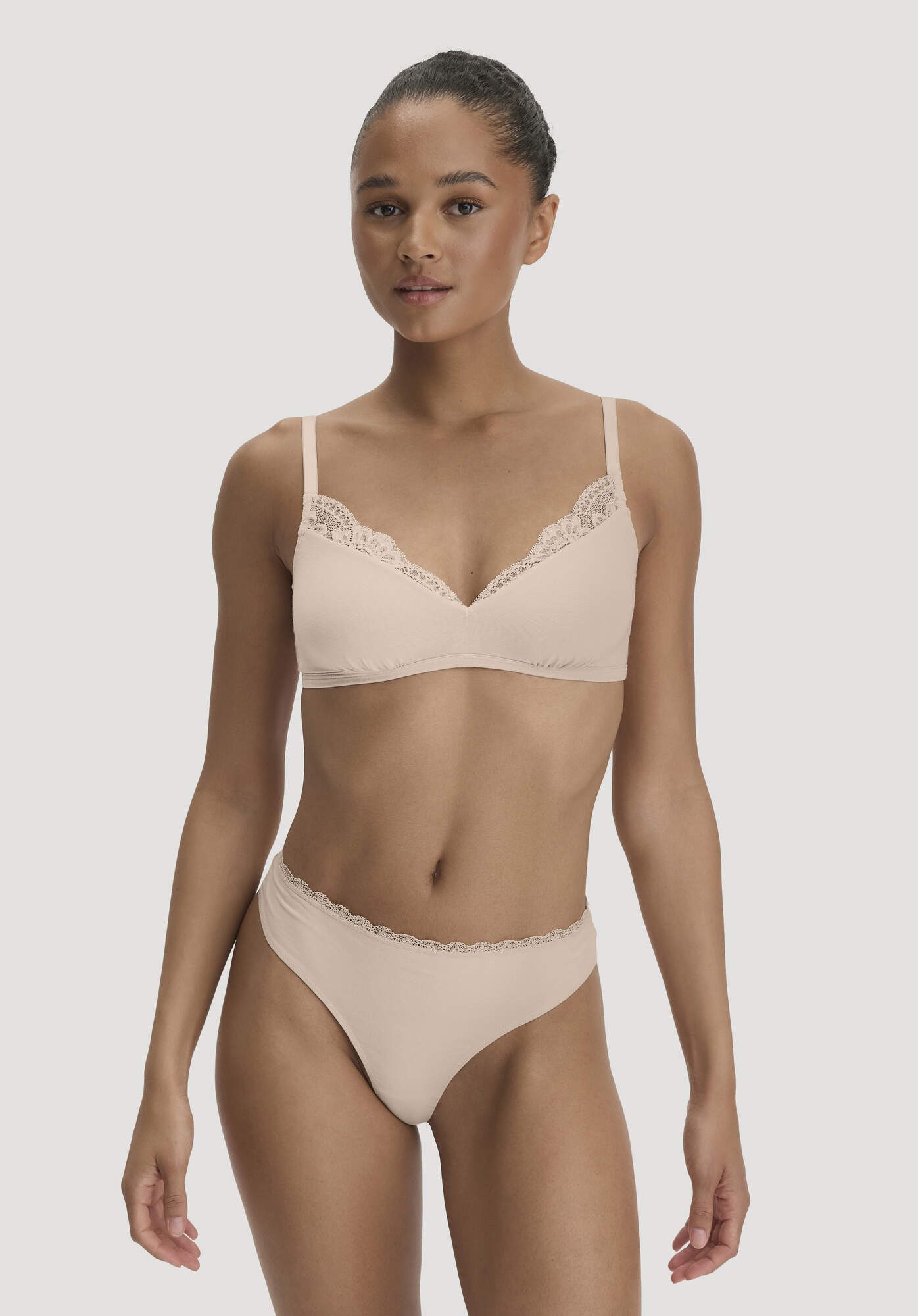 Hessnatur Triangel-BH mit Spitze aus TENCEL™ Modal (1-tlg)