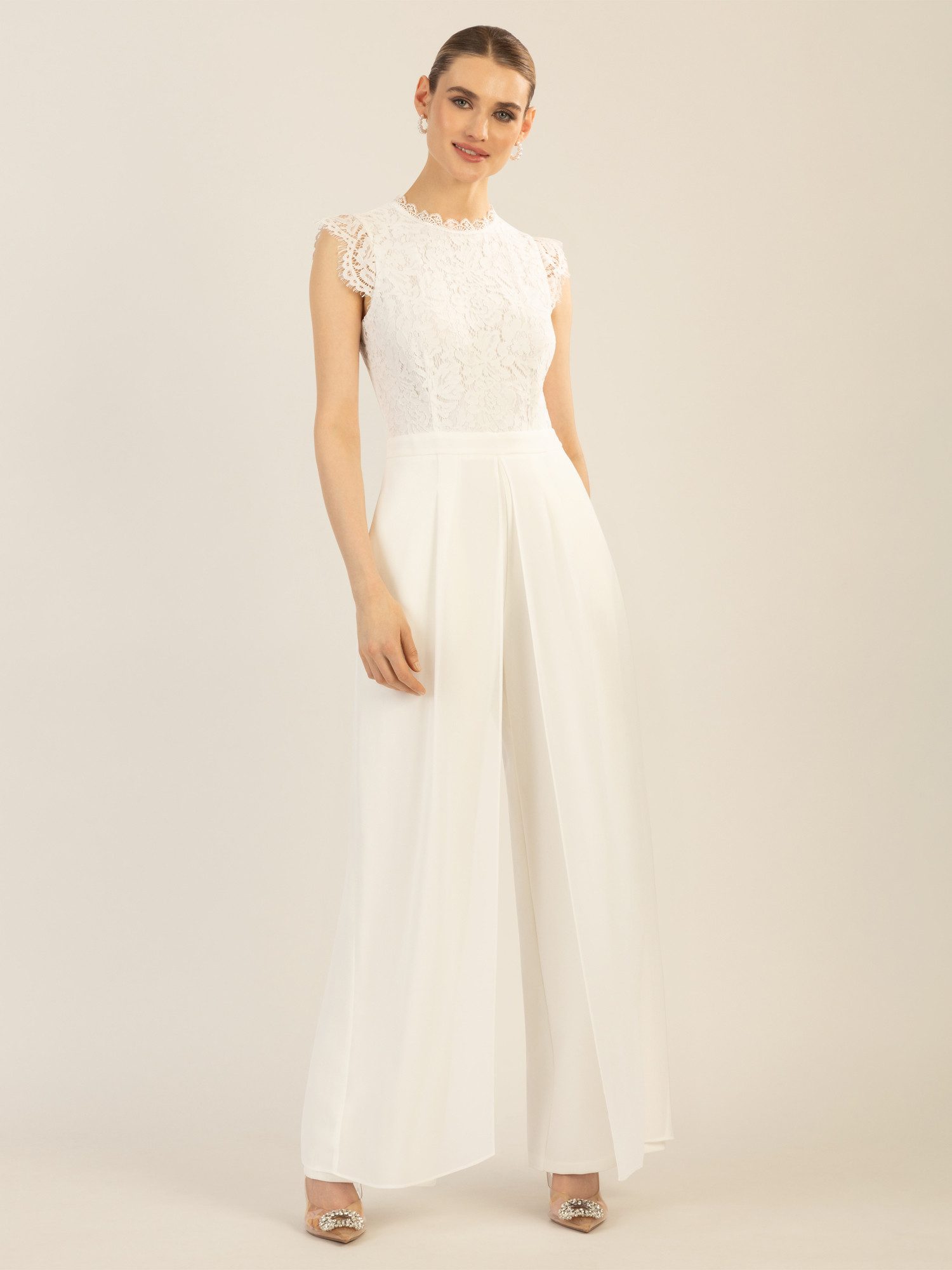 Apart Jumpsuit mit Spitzenoberteil günstig online kaufen