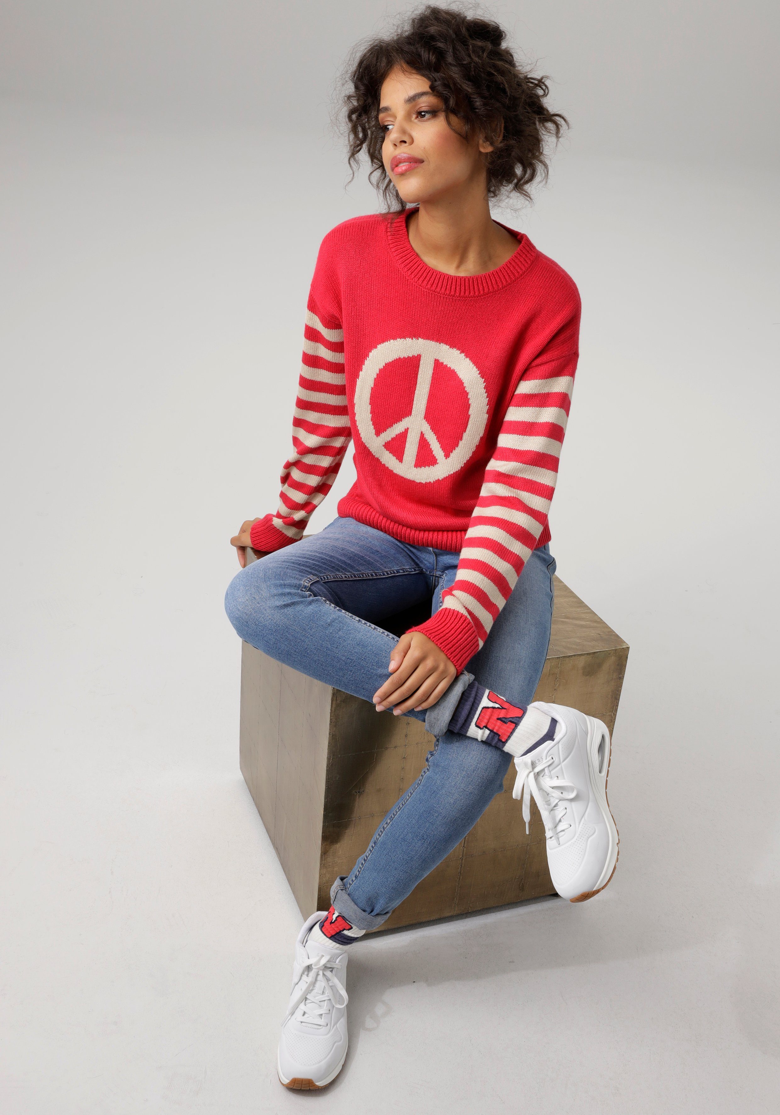 Strickpullover mit und gestreiften "Peace"-Zeichen Ärmeln Aniston CASUAL
