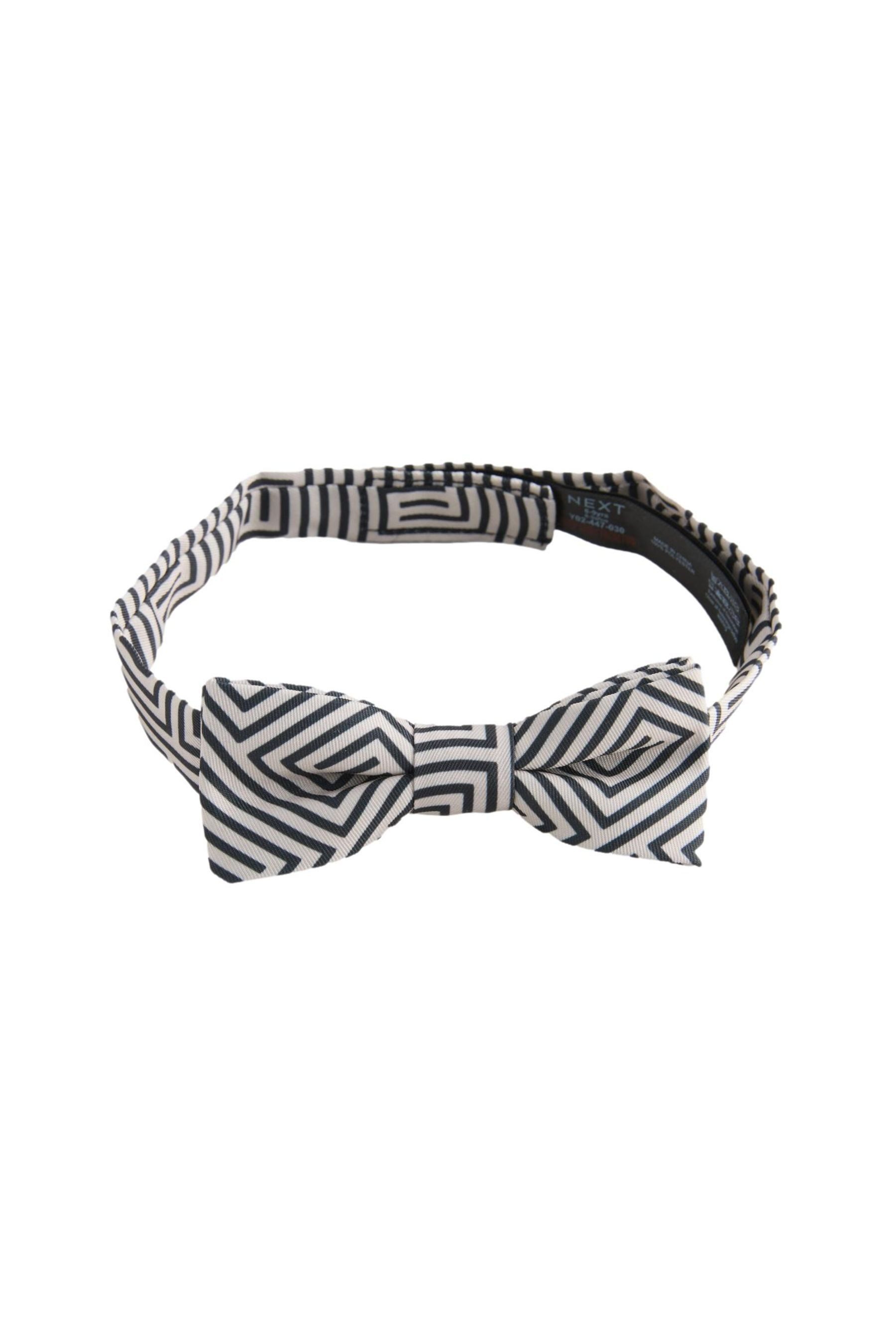 Neutral/Black Geometric