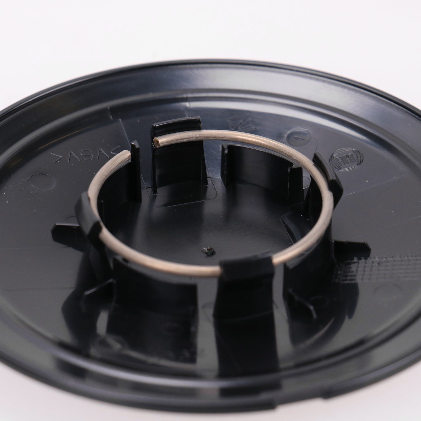 FIAT Original Wheel Cap Set for Alloy Wheels, Black/Chrome, 51884863 (4-piece set)