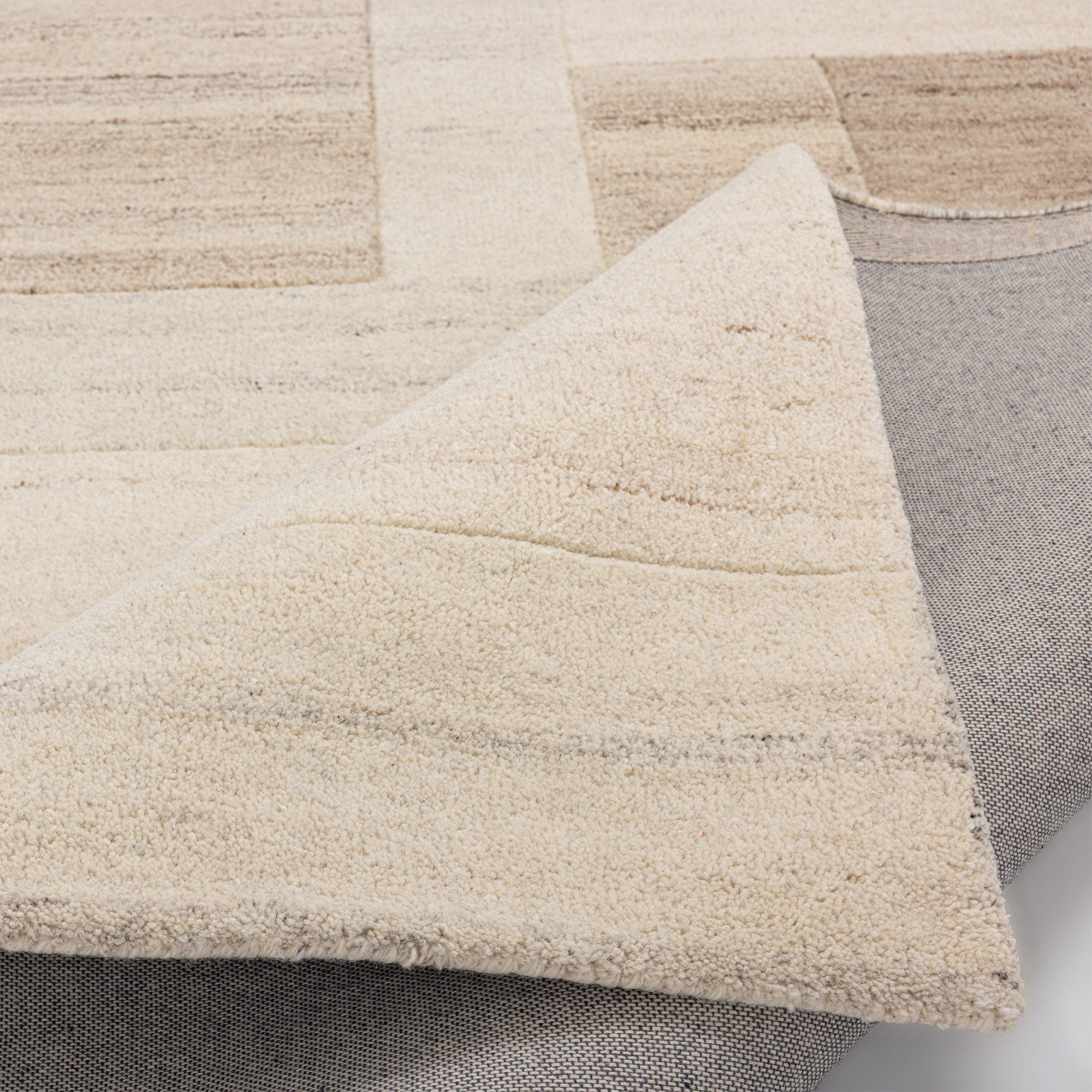 THEKO Wollteppich Lola, Wolle, handgearbeitet, Patchwork Design, handgetuftet, rechteckig, Höhe: 12 mm, Wohnzimmer, Schlafzimmer, Esszimmer, auch als Läufer und rund