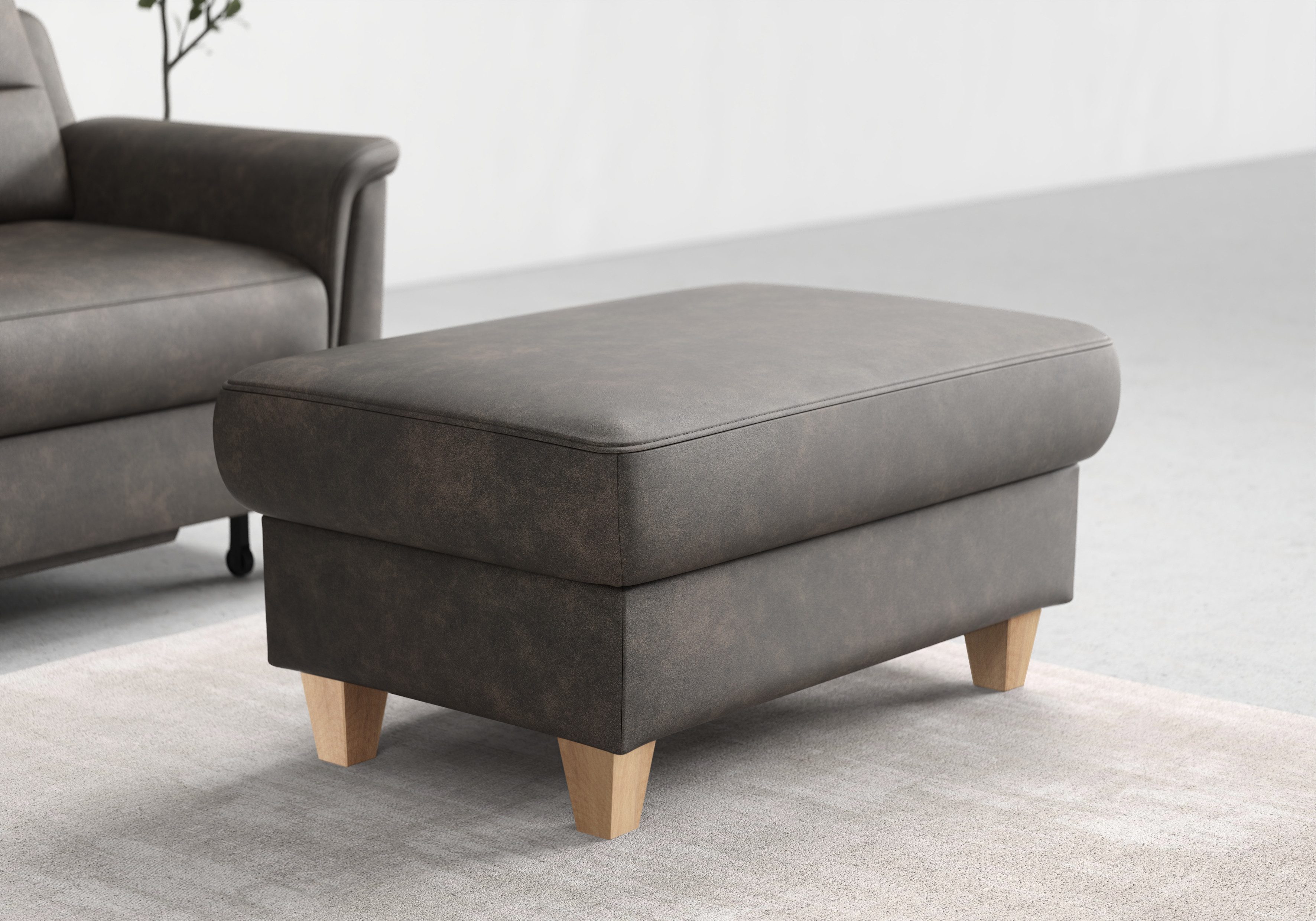 sit&more Stauraumhocker Farö, mit Stauraum und Federkern und naturfarbenen Füßen
