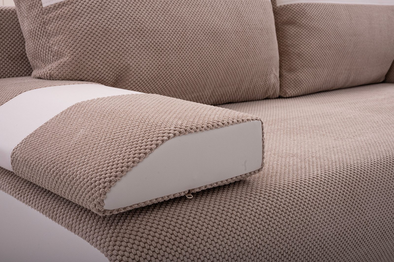 MOEBLO Schlafsofa NISA, Couch für Wohnzimmer, Sofagarnitur Polstersofa Wohnlandschaft, mit Schlaffunktion und Bettkasten