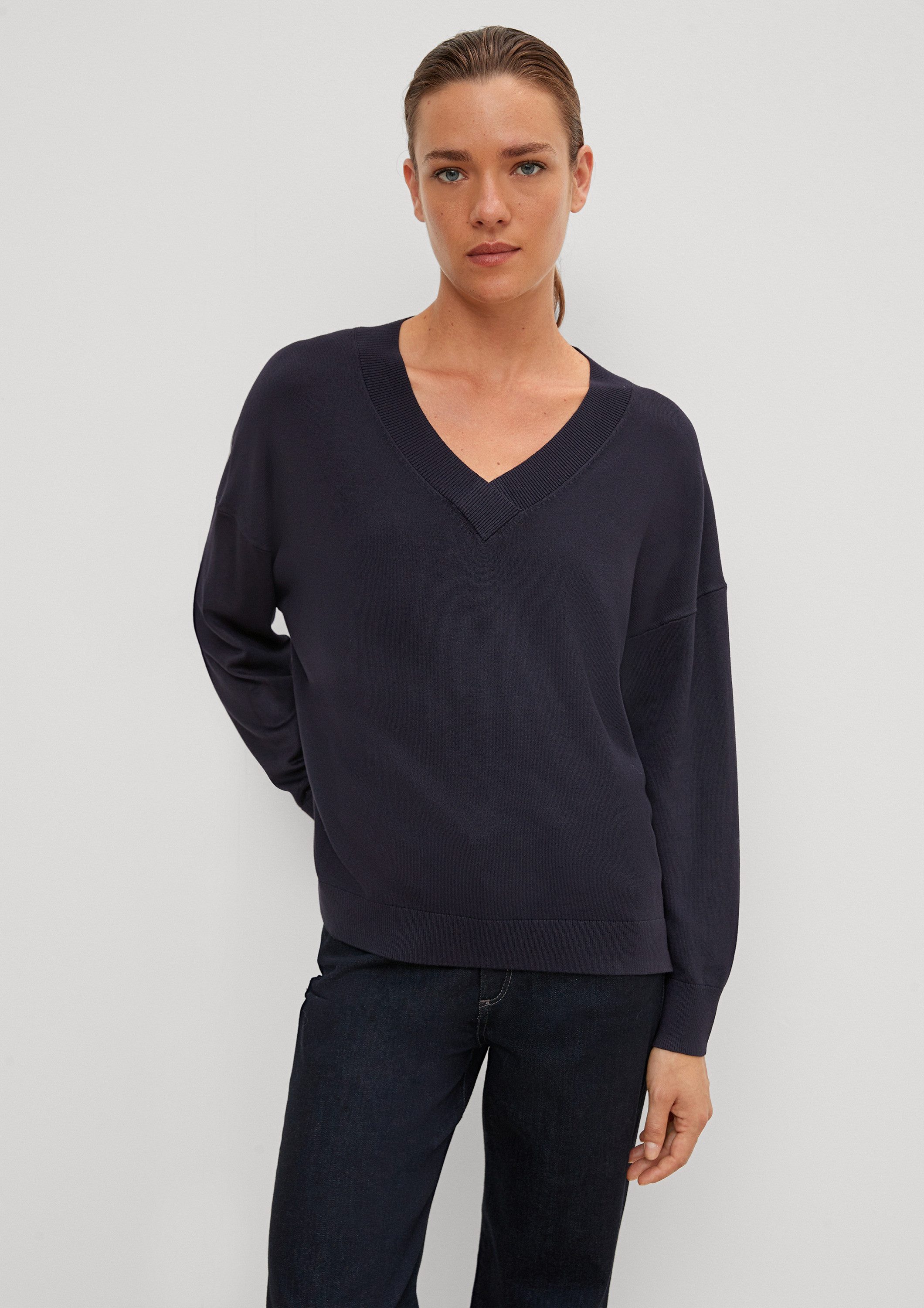 comma Longpullover Strickpullover Pullover mit V-Ausschnitt aus Viskosemix