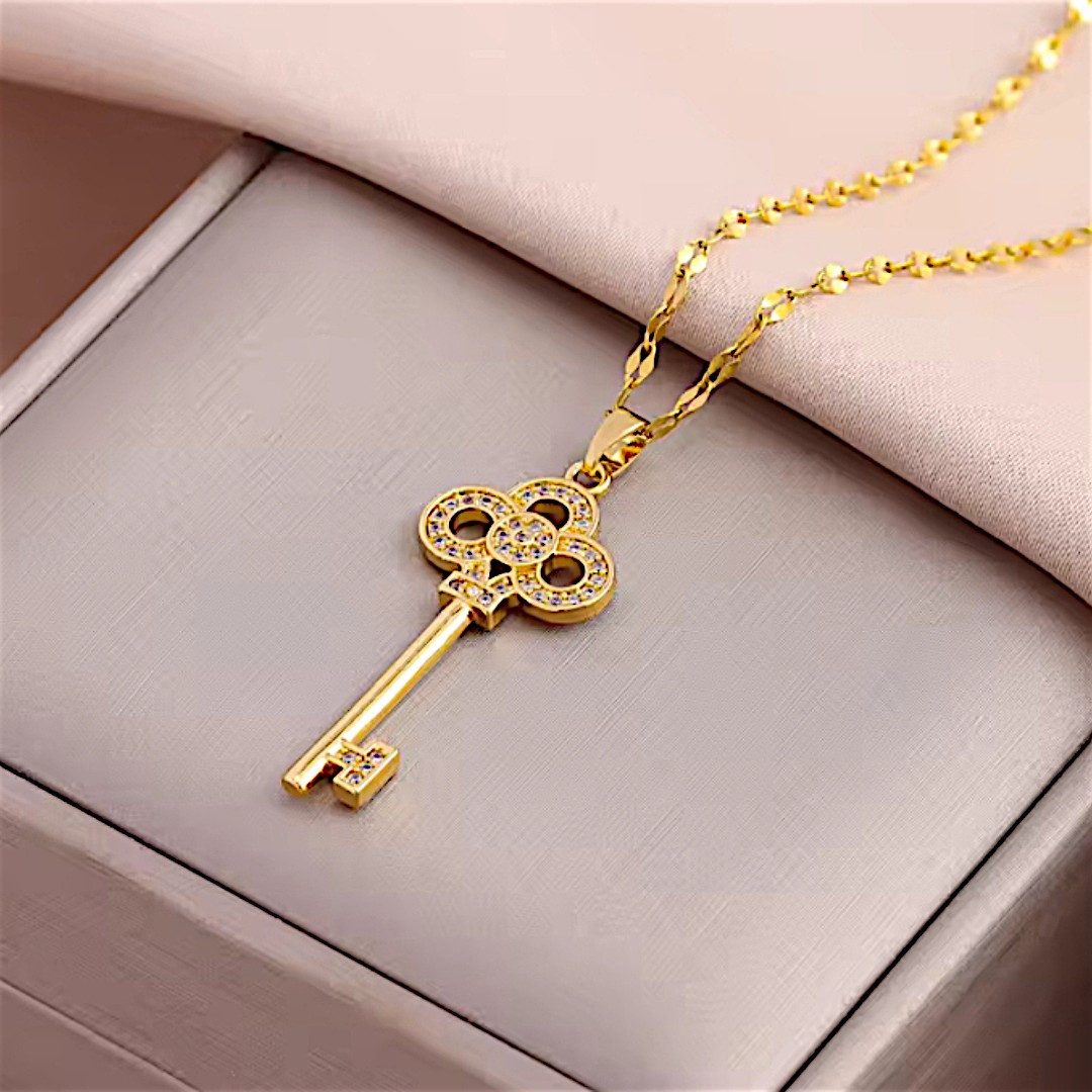 Medusa Accessoires Charm-Kette Sue Edelstahl Halskette