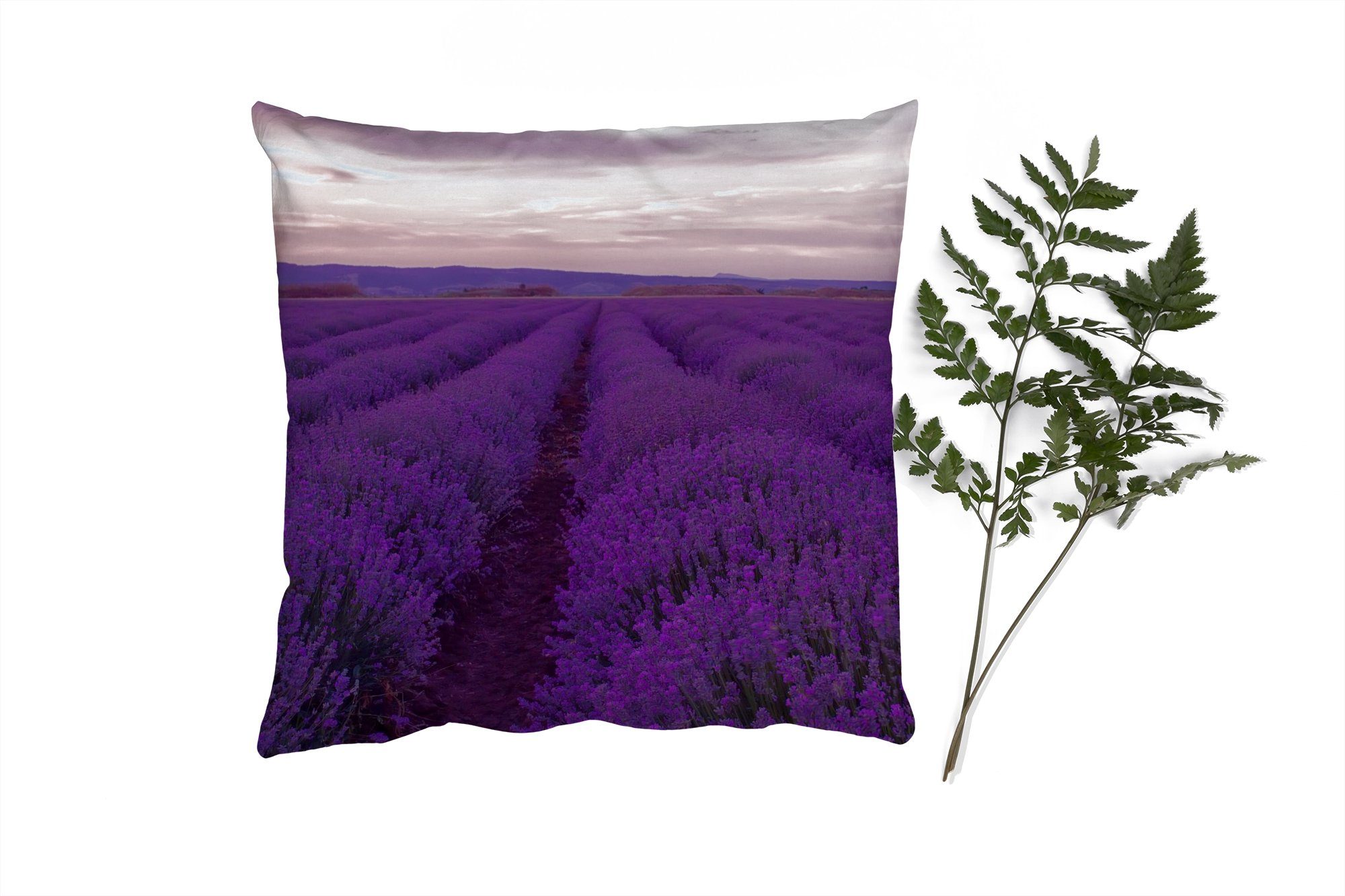 MuchoWow Dekokissen Lavendel - Lila - Blumen - Natur, Zierkissen mit Füllung für Wohzimmer, Schlafzimmer, Deko, Sofakissen