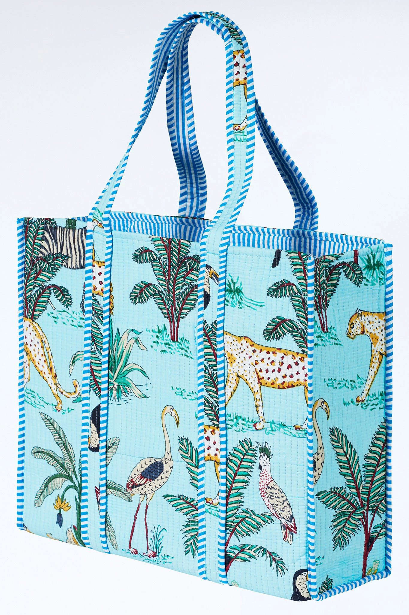 Himalaya Clothing Strandtasche Damen Handtasche groß mit lebendigem Muster und großzügigem Stauraum (1-tlg., HxBxT: 38x45x15 cm), Gesteppter Shopper mit integrierter kleiner Innentasche im Boho-Stil