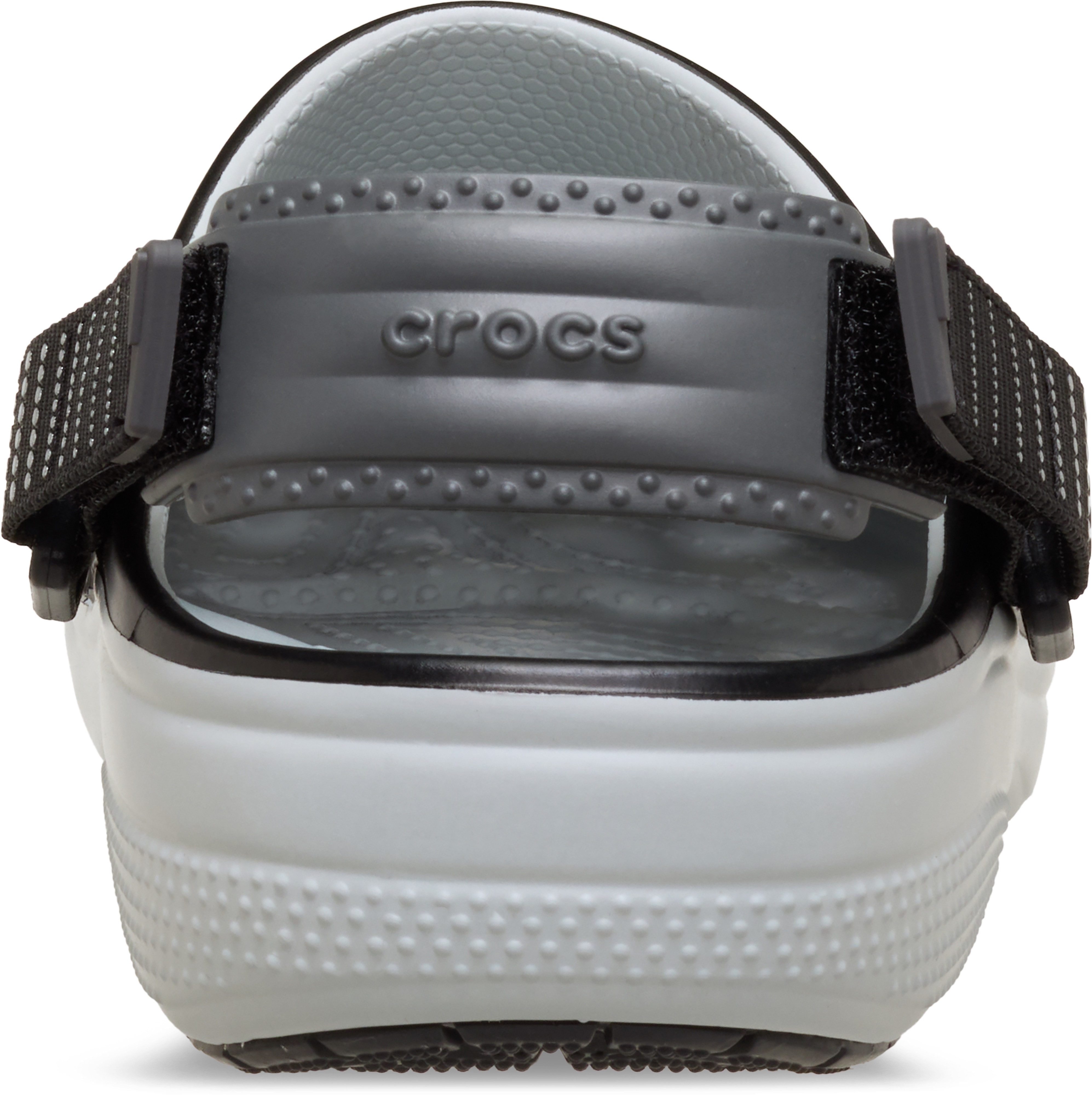 Crocs Classic Turbo Clog, Badeschuh, Sandale mit Lüftungsöffnungen