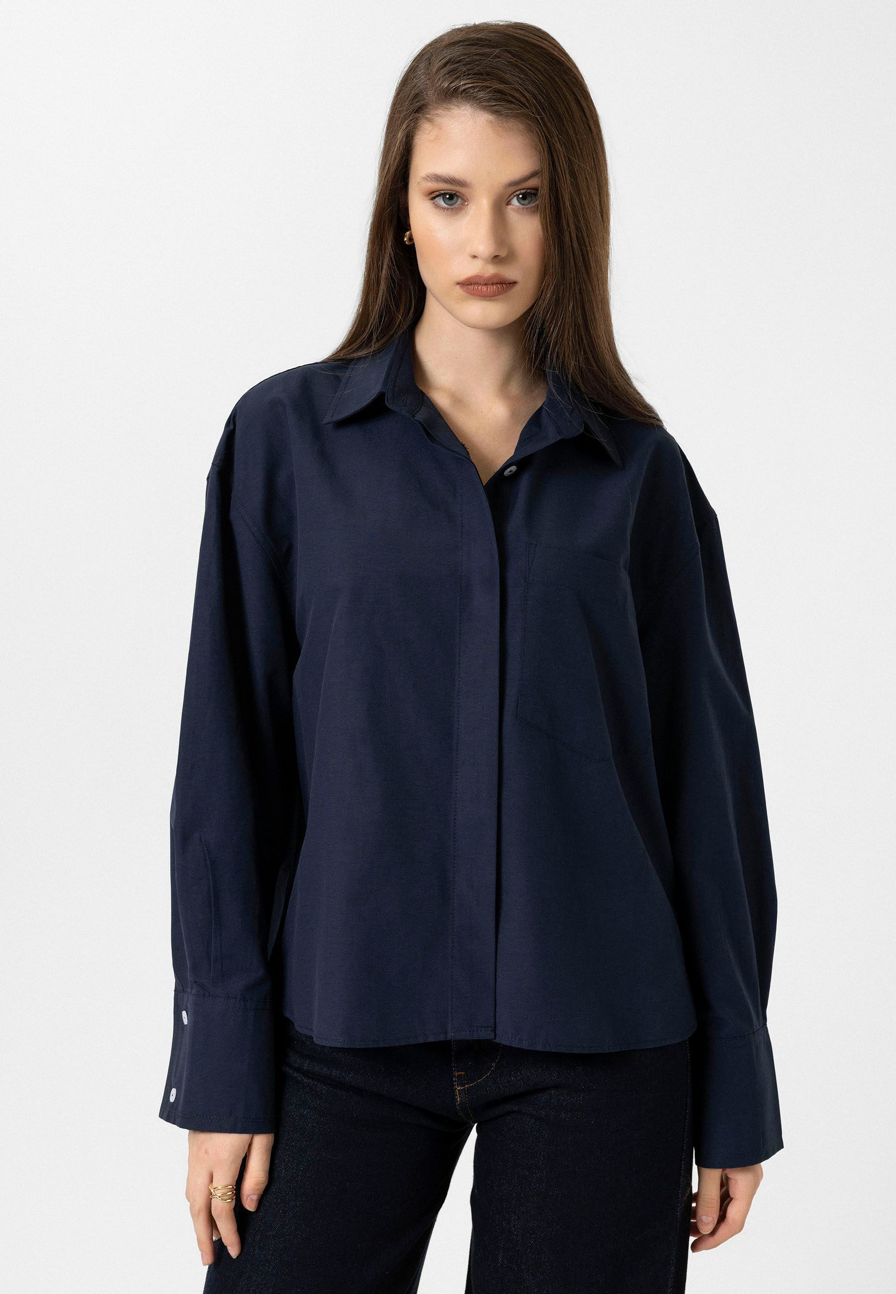 Antioch Blusenshirt Chaimaa