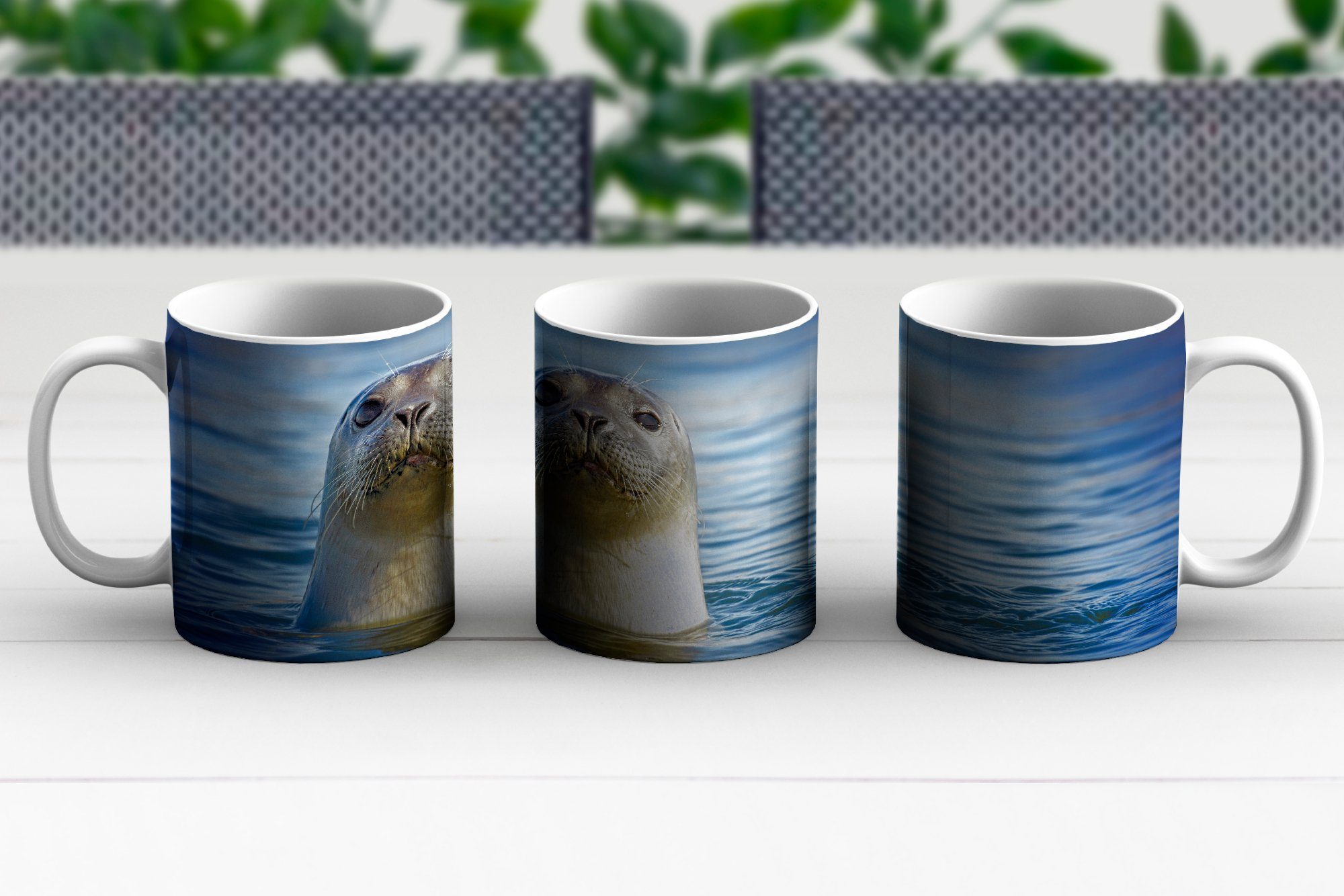 Wasser, Keramik, Becher, Kaffeetassen, MuchoWow Geschenk - Tasse Siegel Porträt Teetasse, - Teetasse,