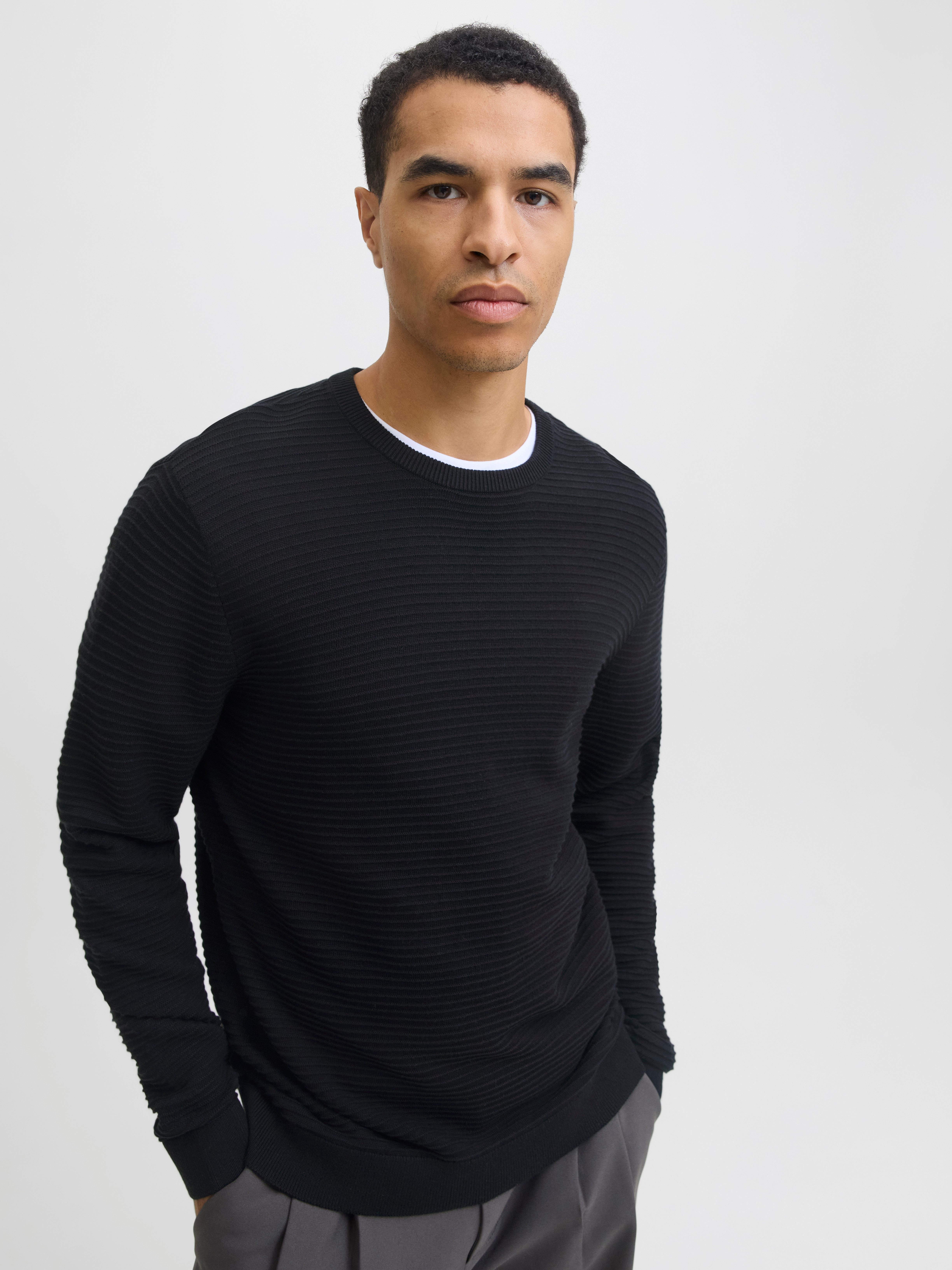 Jack & Jones Rundhalspullover JJOTTO KNIT CREW NECK AW25