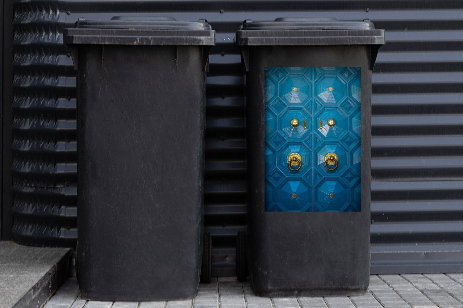 MuchoWow Wandsticker Blaue (1 Mülltonne, St), Tür Container, Abfalbehälter Goldverzierung Sticker, mit Mülleimer-aufkleber