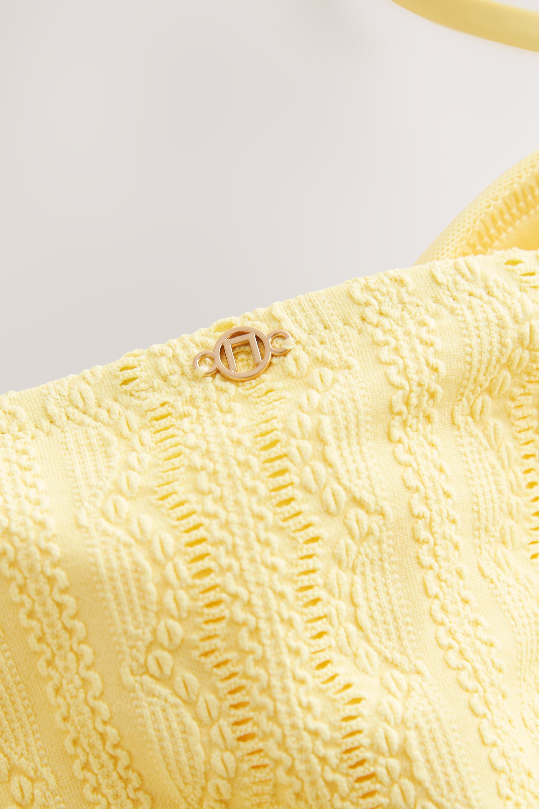 Next Badeanzug Bauchformender, verstellbarer Badeanzug, Rüschen (1-St)