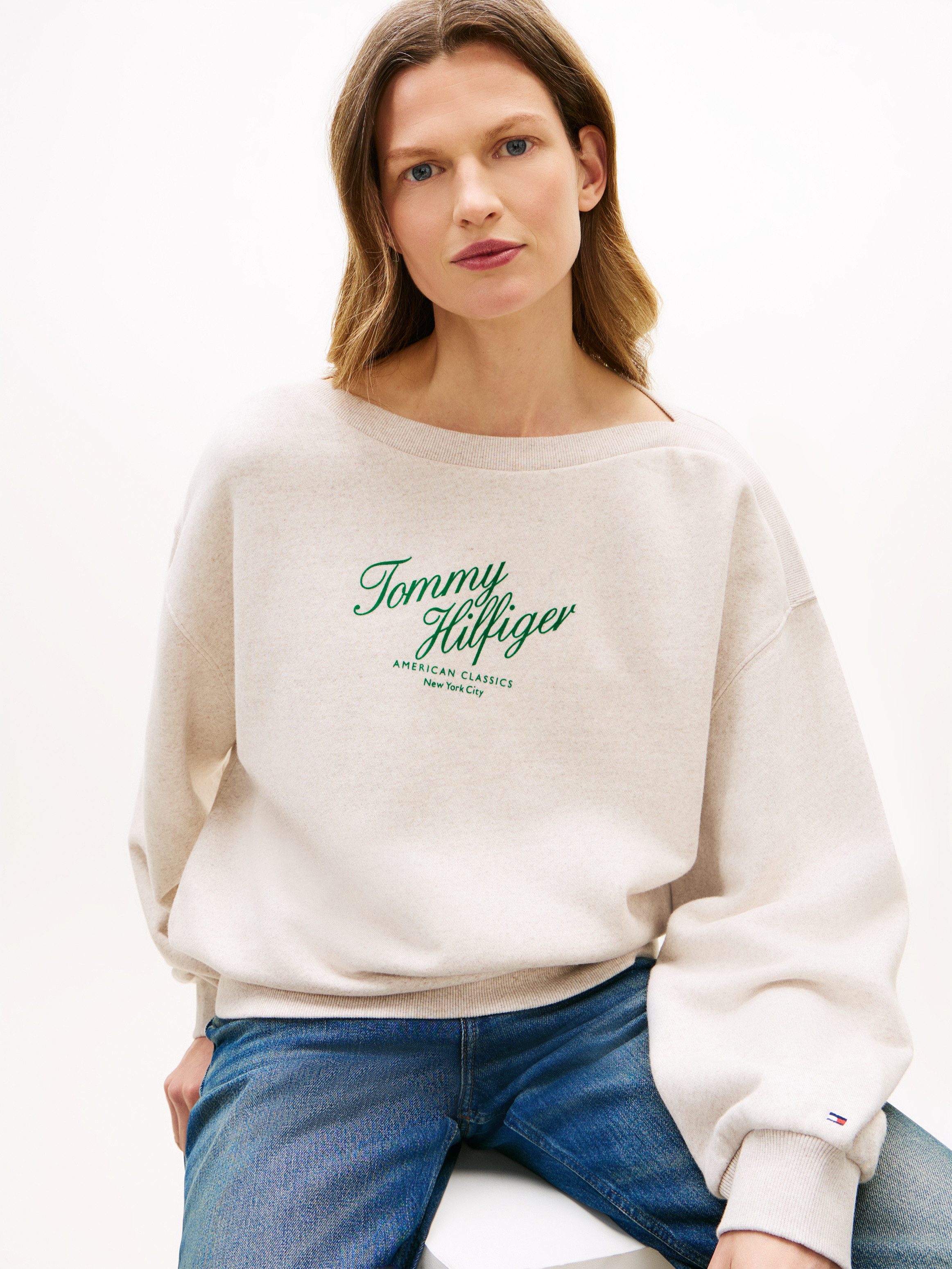 Tommy Hilfiger Sweatshirt MODERN SCRIPT TERRY SWEATSHIRT mit Tommy Hilfiger-Branding