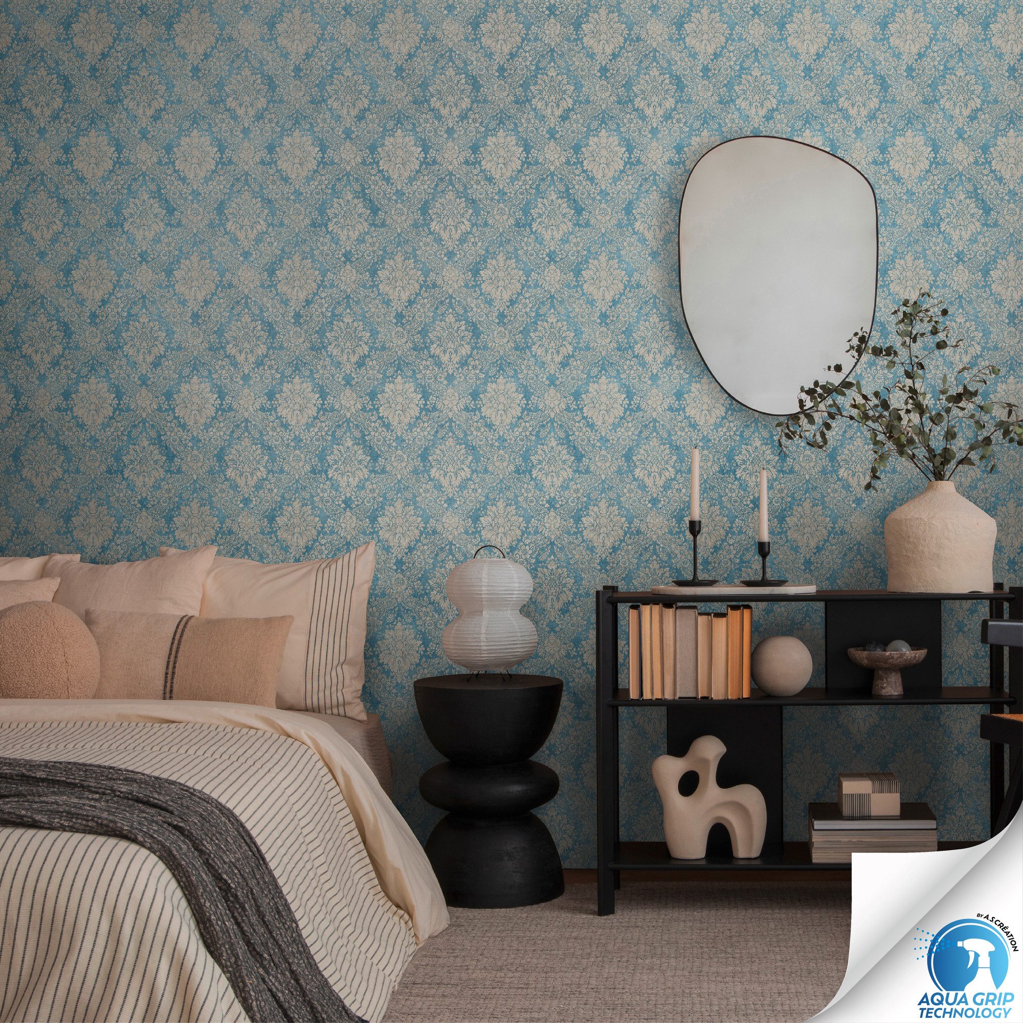 living walls Vliestapete DesignDrop vorgeleimte Tapete Barock Mustertapete Blau Braun, strukturiert, matt, (1 St), Vliestapete vorgekleistert Ornamente für Schlafzimmer Wohnzimmer Küche