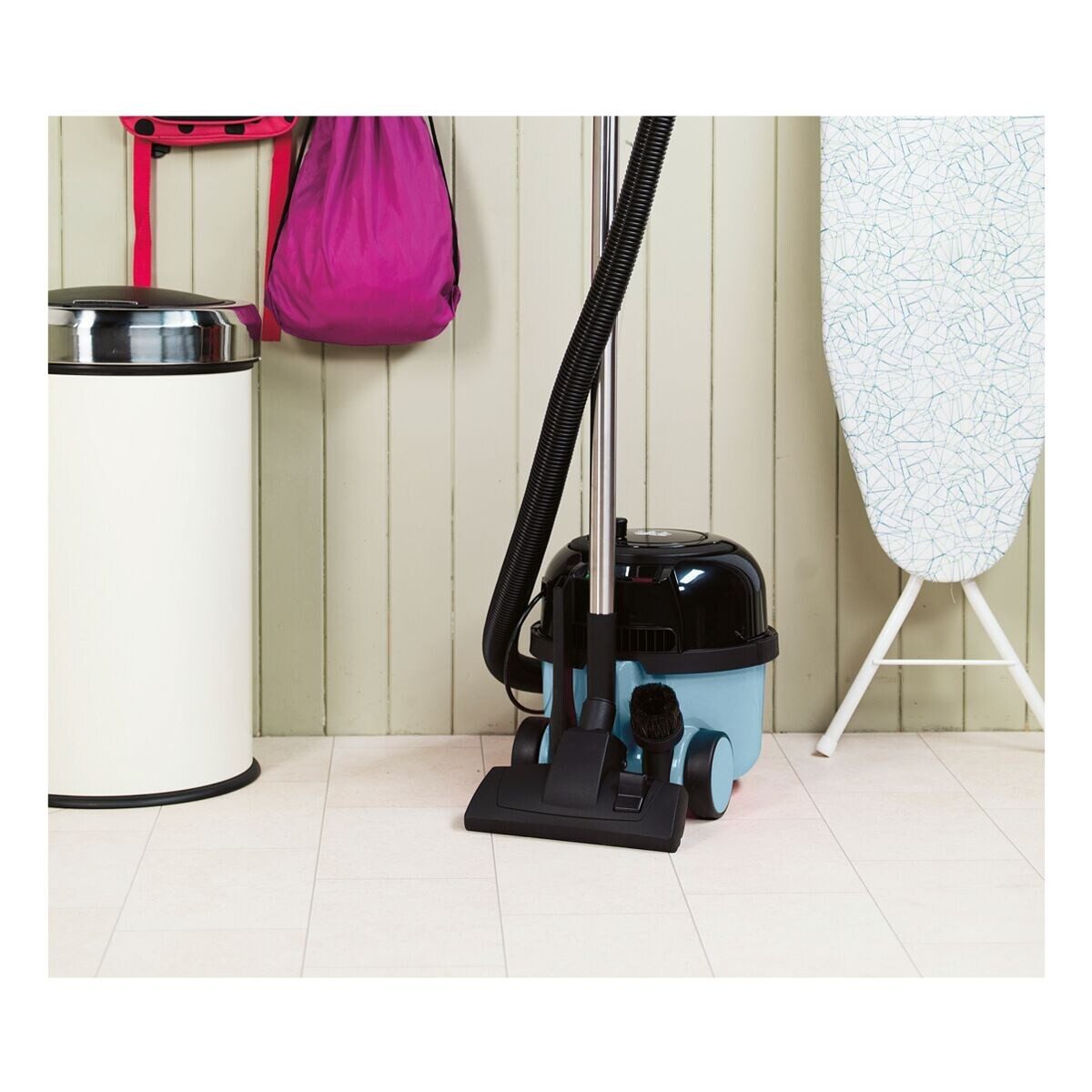 Numatic Bodenstaubsauger HENRY Allergy HVA160-11, 620 W, 620 Watt, mit 3-stufigem Filtersystem gegen Allergene