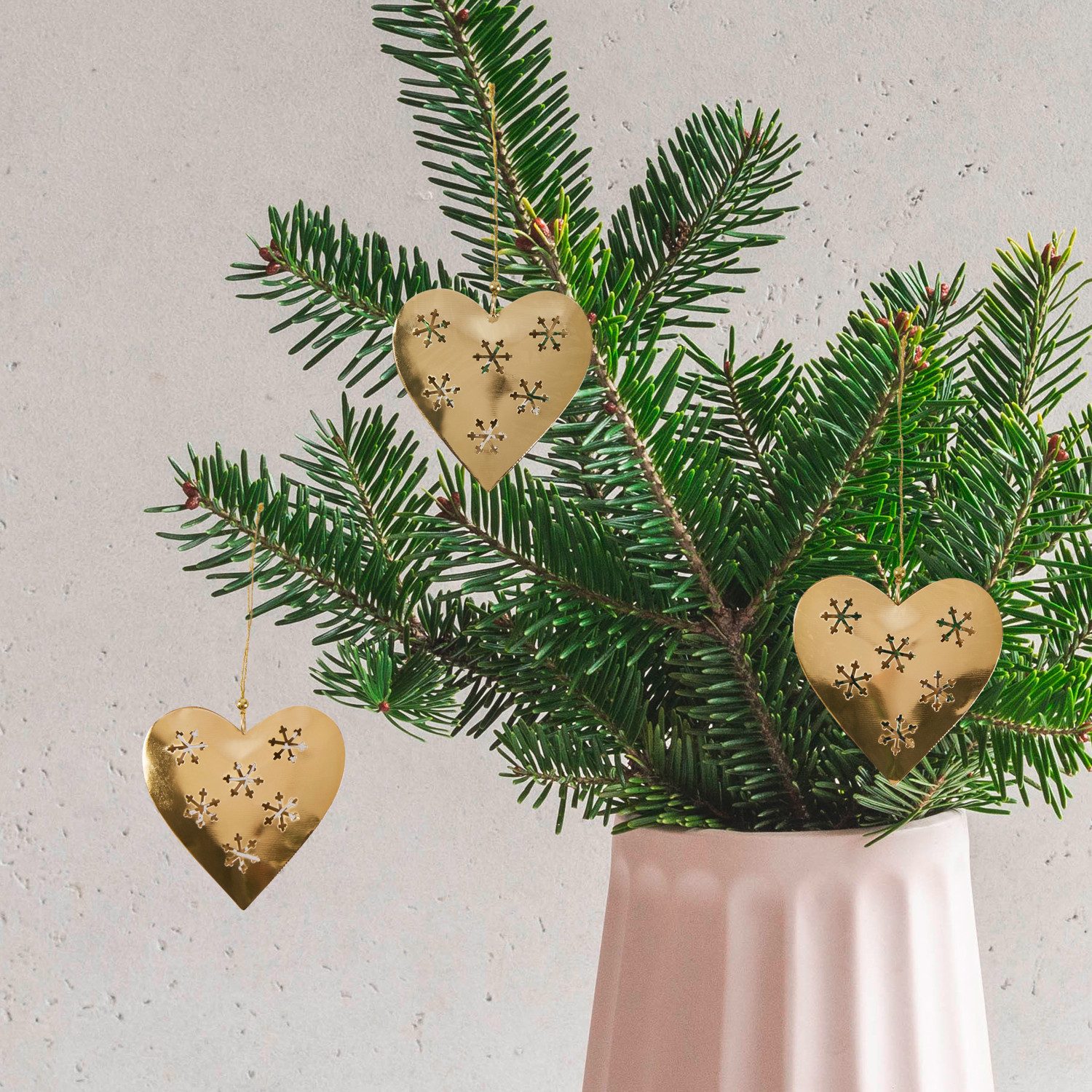 Marrakesch Orient & Mediterran Interior Christbaumschmuck 3er Set Weihnachtsanhänger Weihnachtsdeko Herz Gold (3-tlg), Handarbeit