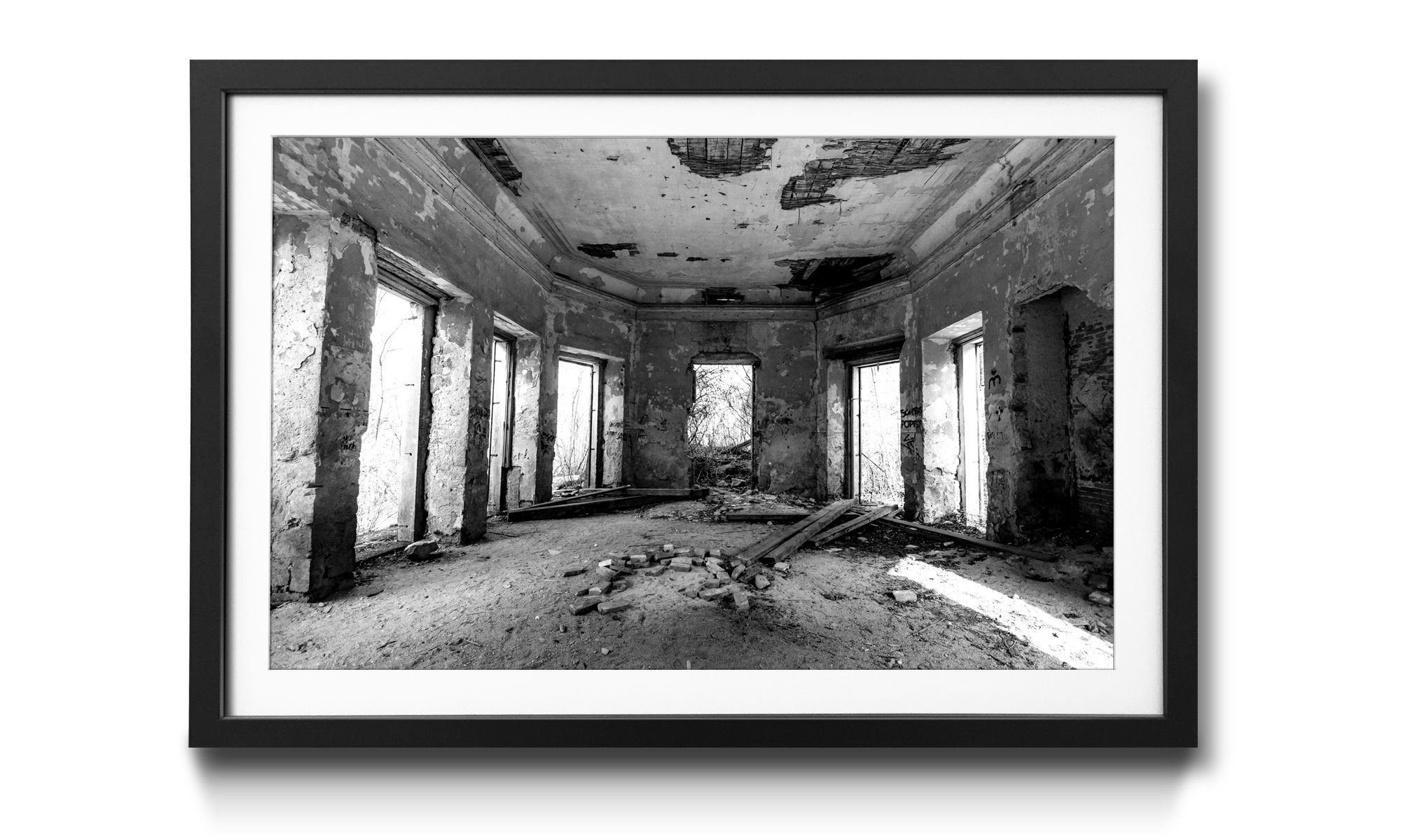 WandbilderXXL Bild mit Rahmen Shabby Hall, Lost Place, Wandbild, in 4 Größen erhältlich