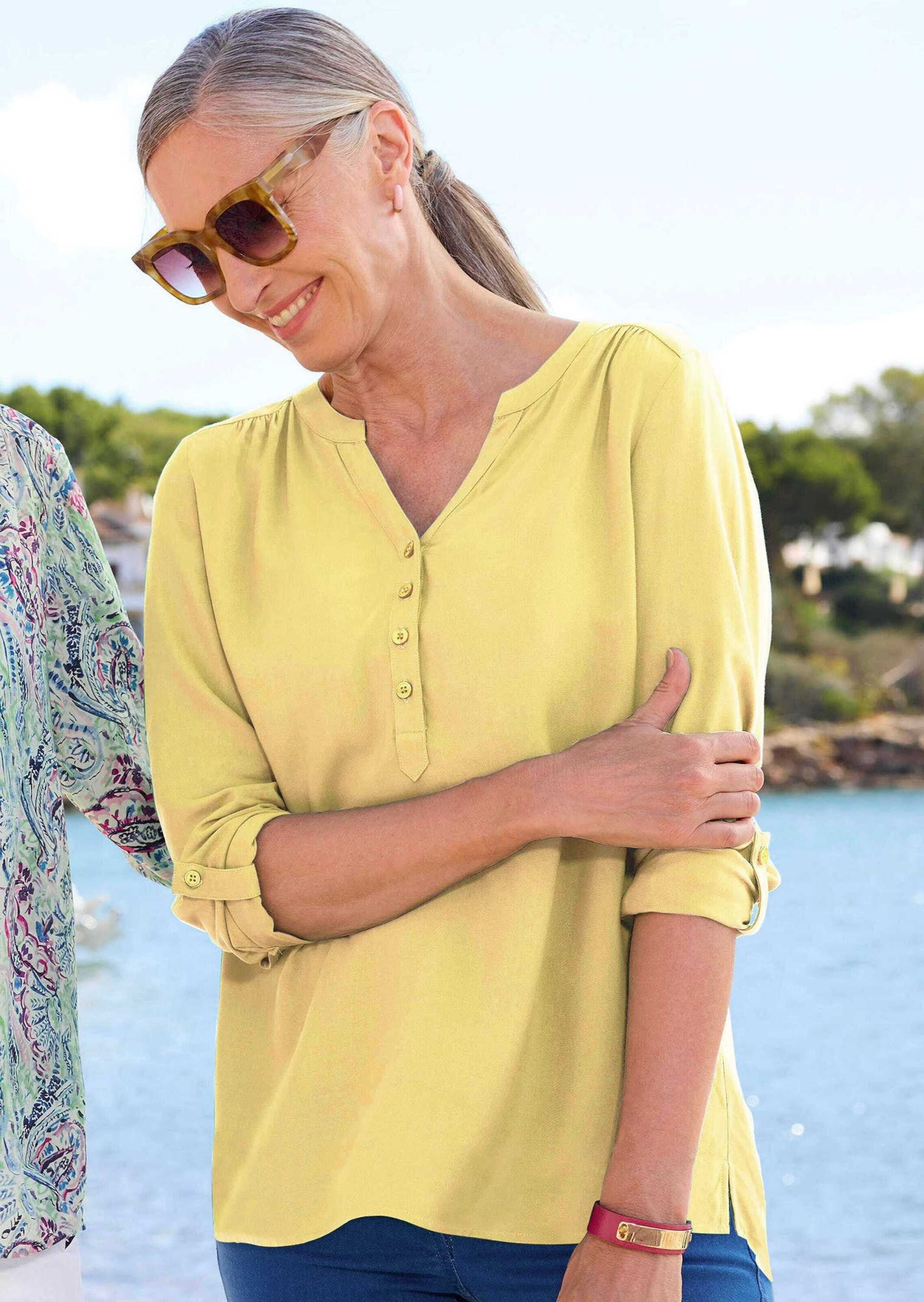 GOLDNER Schlupfbluse Kurzgröße: Elegante Viskosebluse mit V-Ausschnitt Luftige Bluse mit Fältchen, Knopfleiste und Langarm