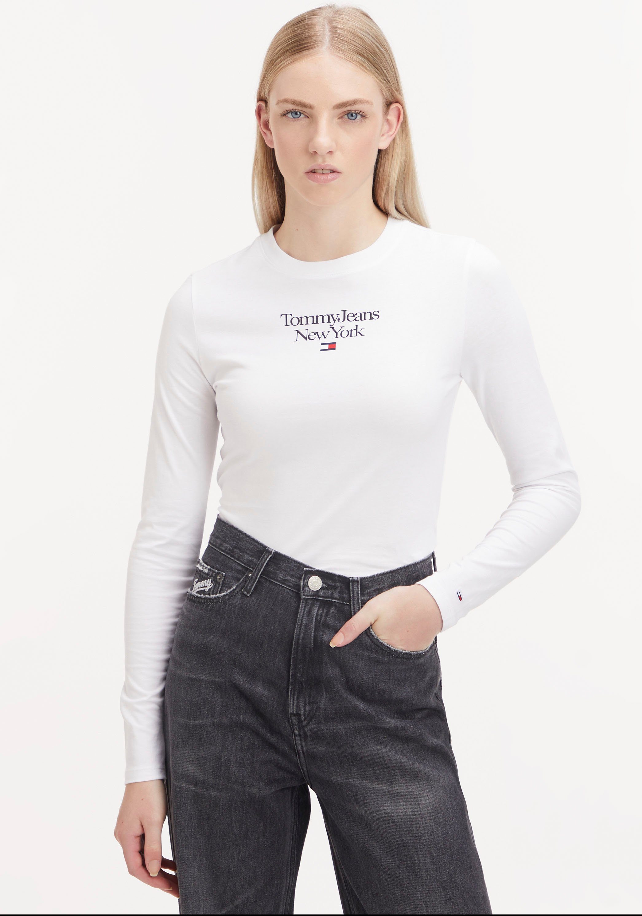 Tommy Jeans Langarmshirt TJW BBY ESSENTIAL LOGO 1 LS mit Tommy Jeans Logo-Frontdruck White