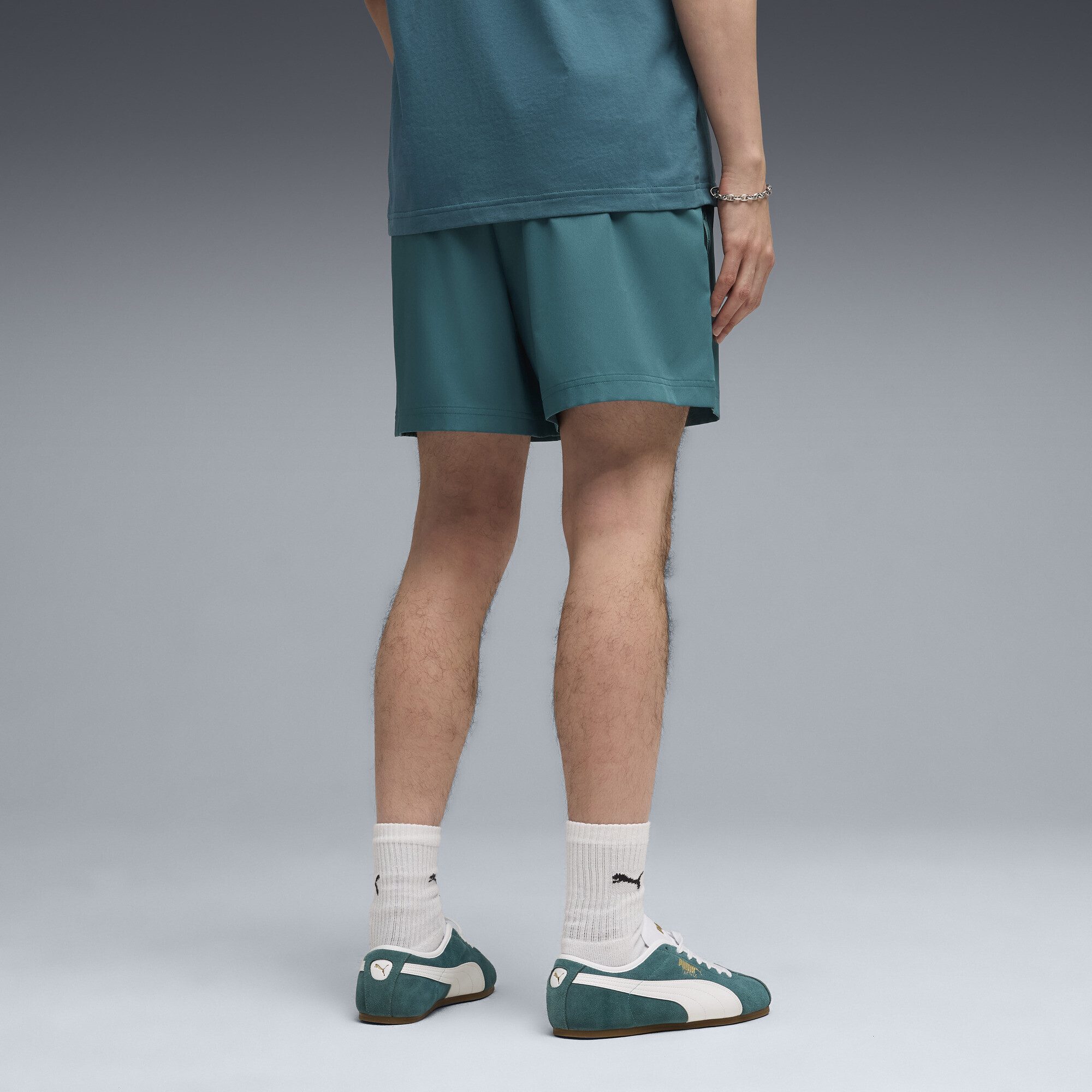 PUMA Shorts Essentials Tape 5" Gewebte Shorts Herren