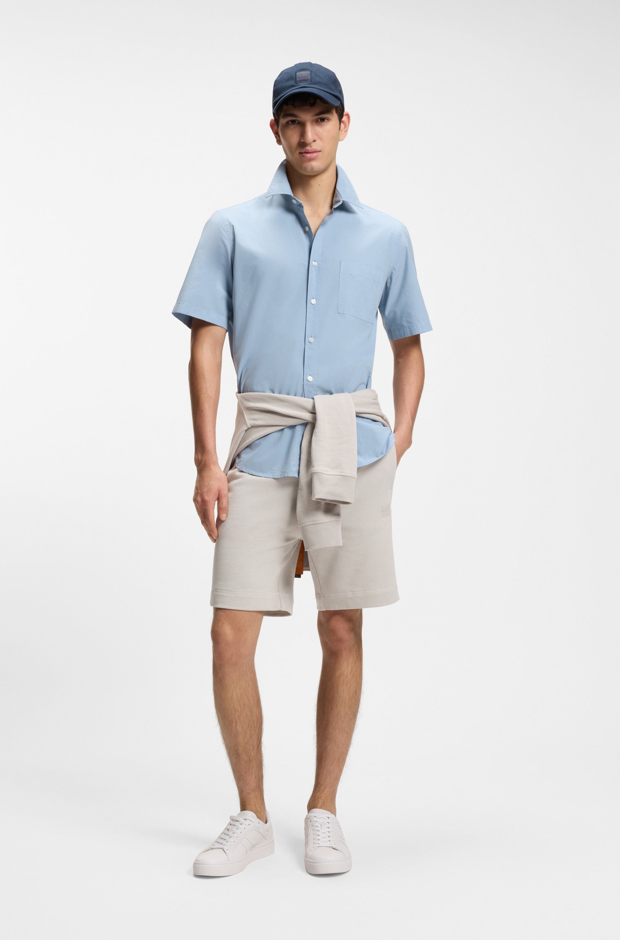 BOSS ORANGE Sweatshorts Sewalk mit BOSS Markenlabel