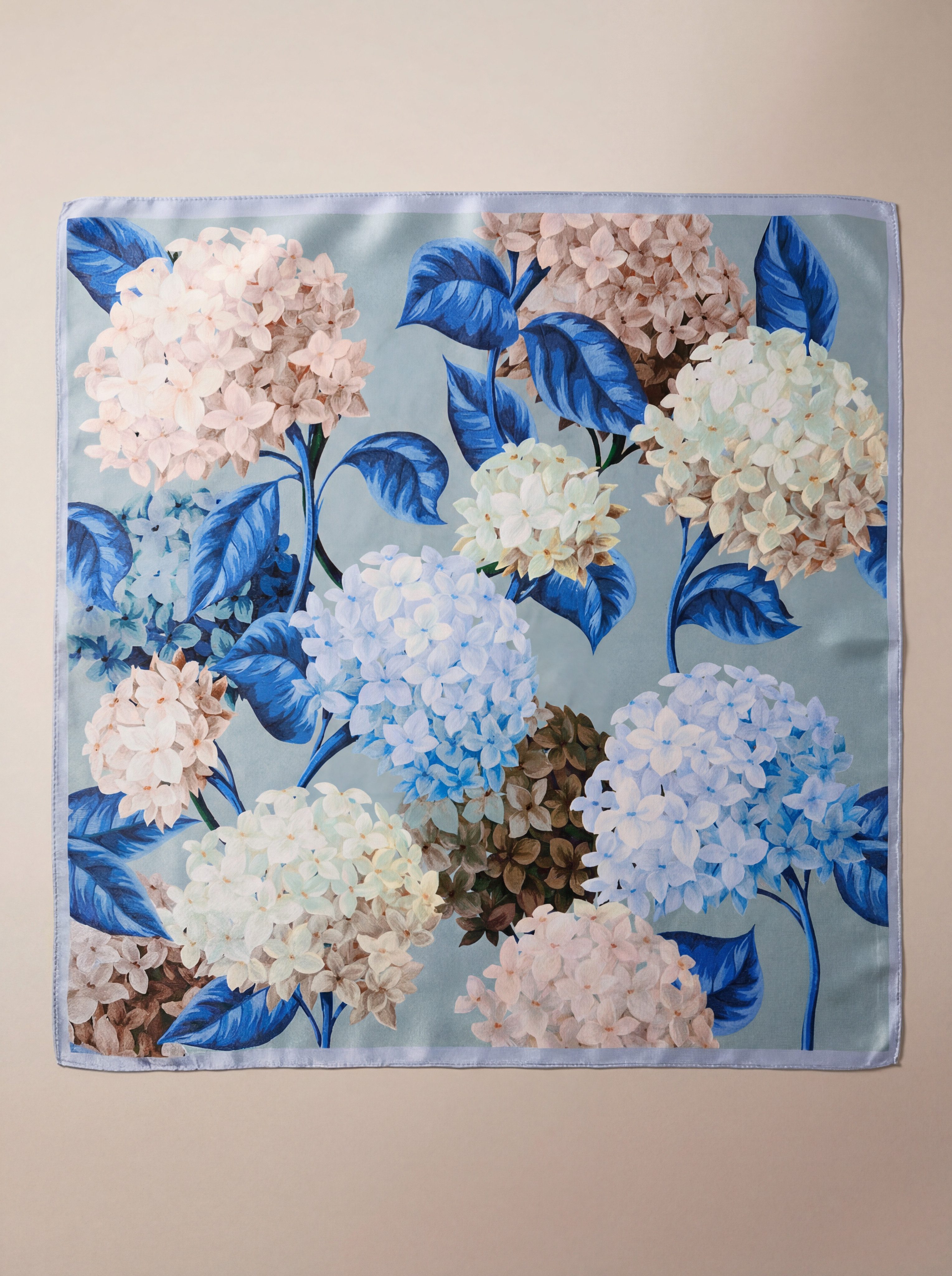 Kleelein Seidentuch Seidentuch Elegantes Blumenmuster Exklusives Damen Urlaub Sommer, leicht, atmungsaktiv, hochwertig, weich, pflegeleicht, atmungsaktiv – Bild 2 von 5