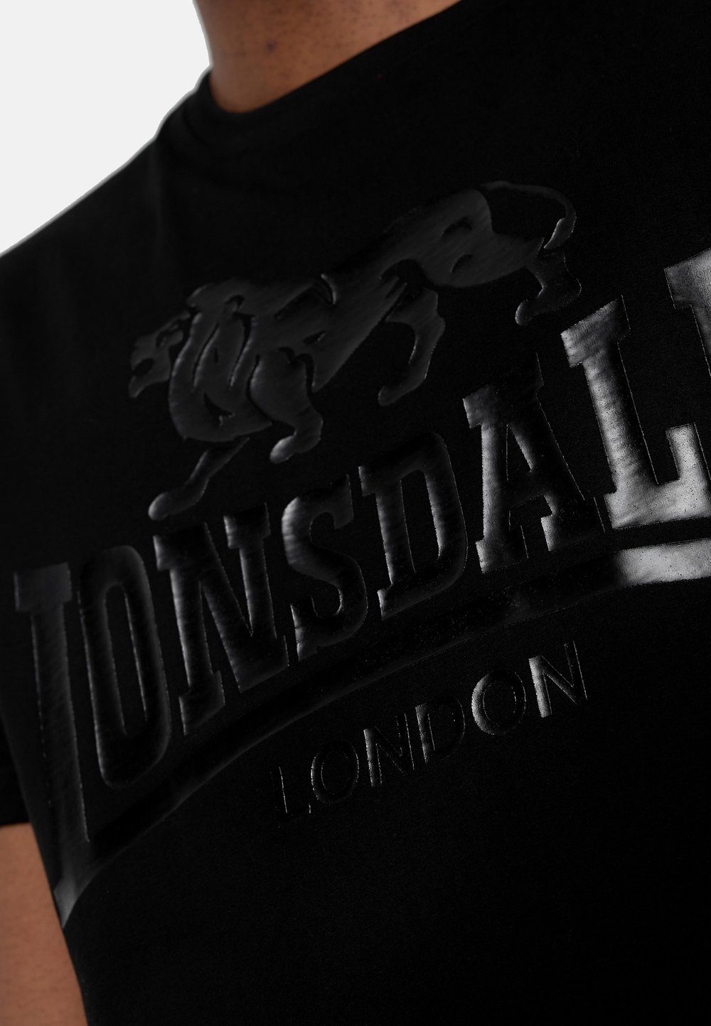 Black/Black Lonsdale KELSO T-Shirt