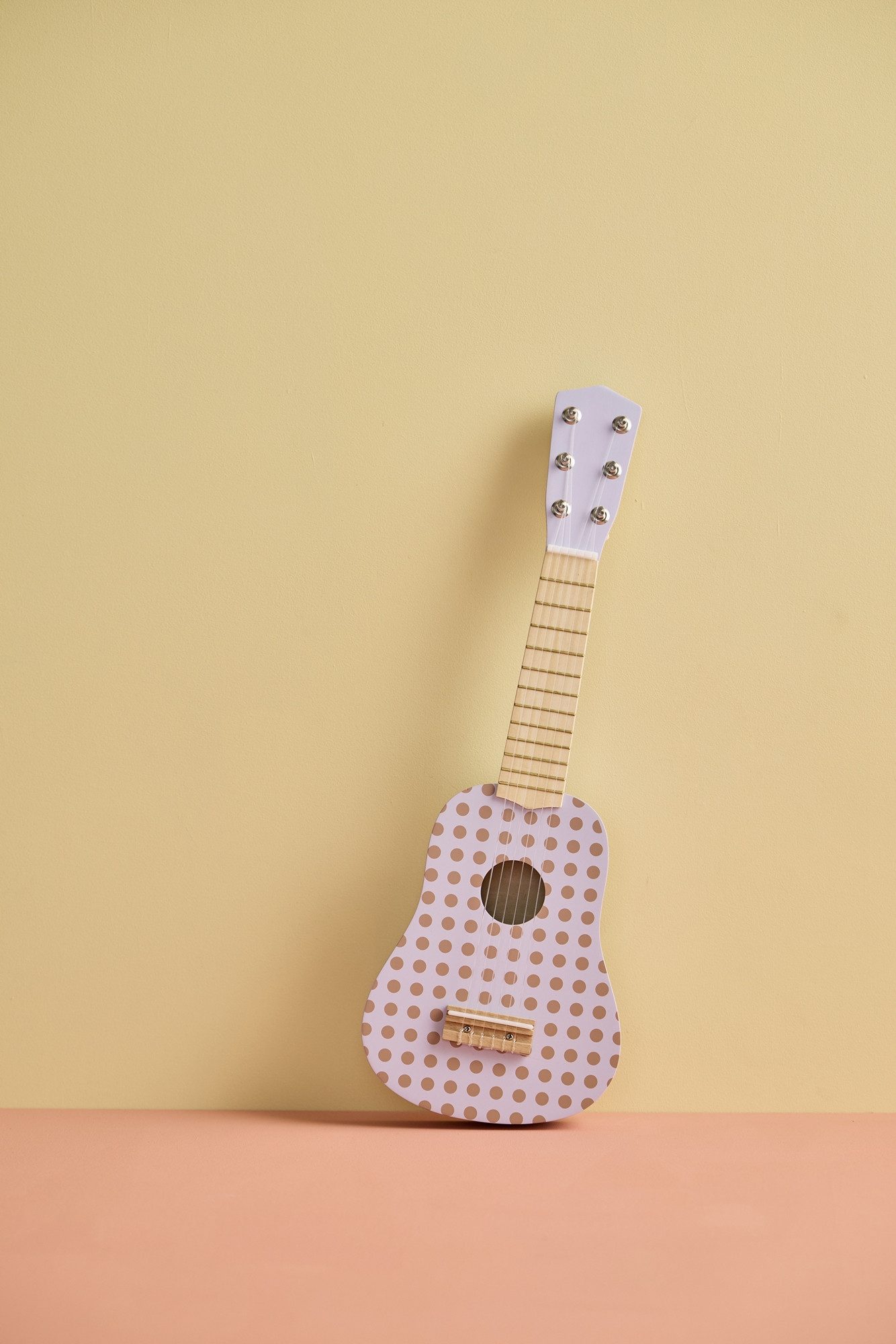 Kids Concept Spielzeug-Musikinstrument Meine erste Gitarre gepunktet, (1 tl günstig online kaufen