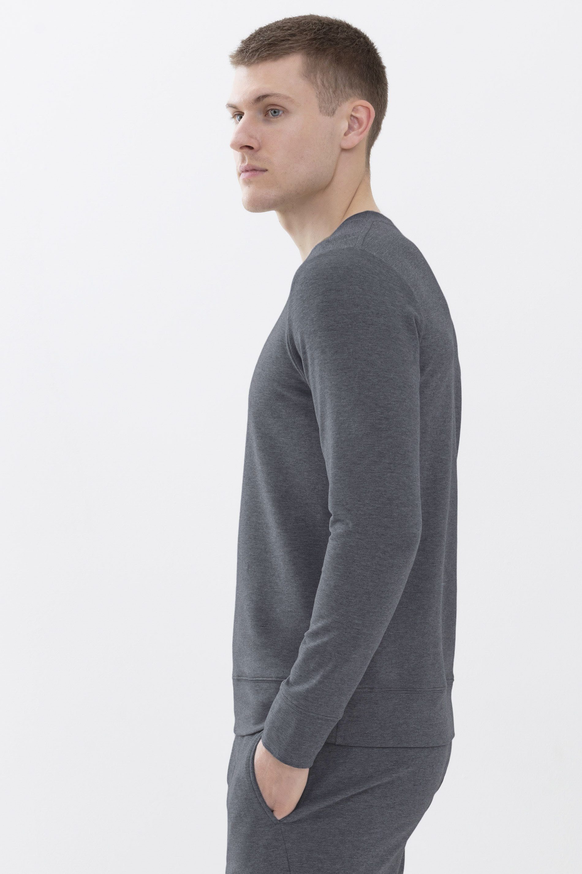 Mey Sweatshirt Mey male Sweatshirt Serie Enjoy Uni (1-tlg) Basic Shirt, zeitloses Design, Baumwoll-Mix, Rundhals