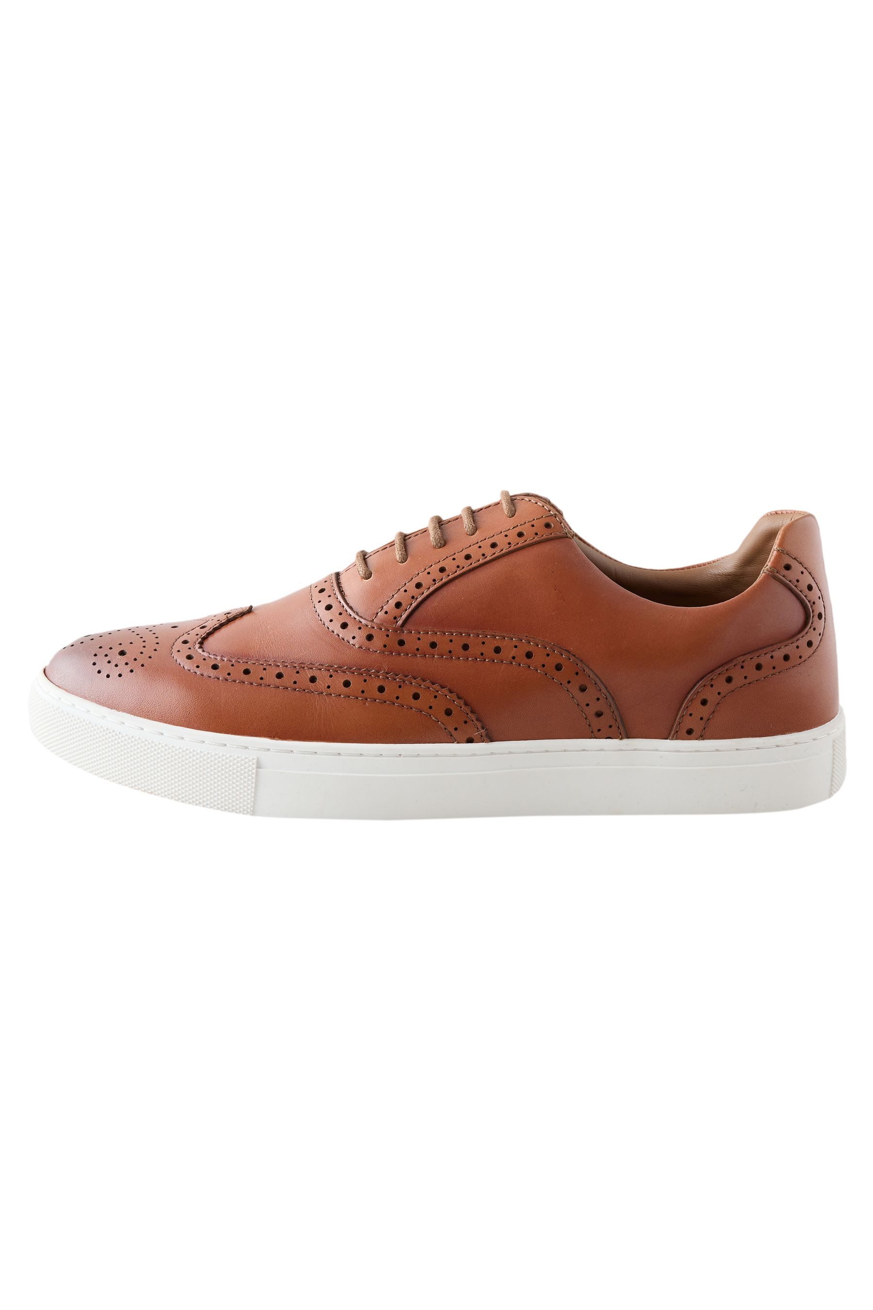 Next Bequeme Brogues Budapester